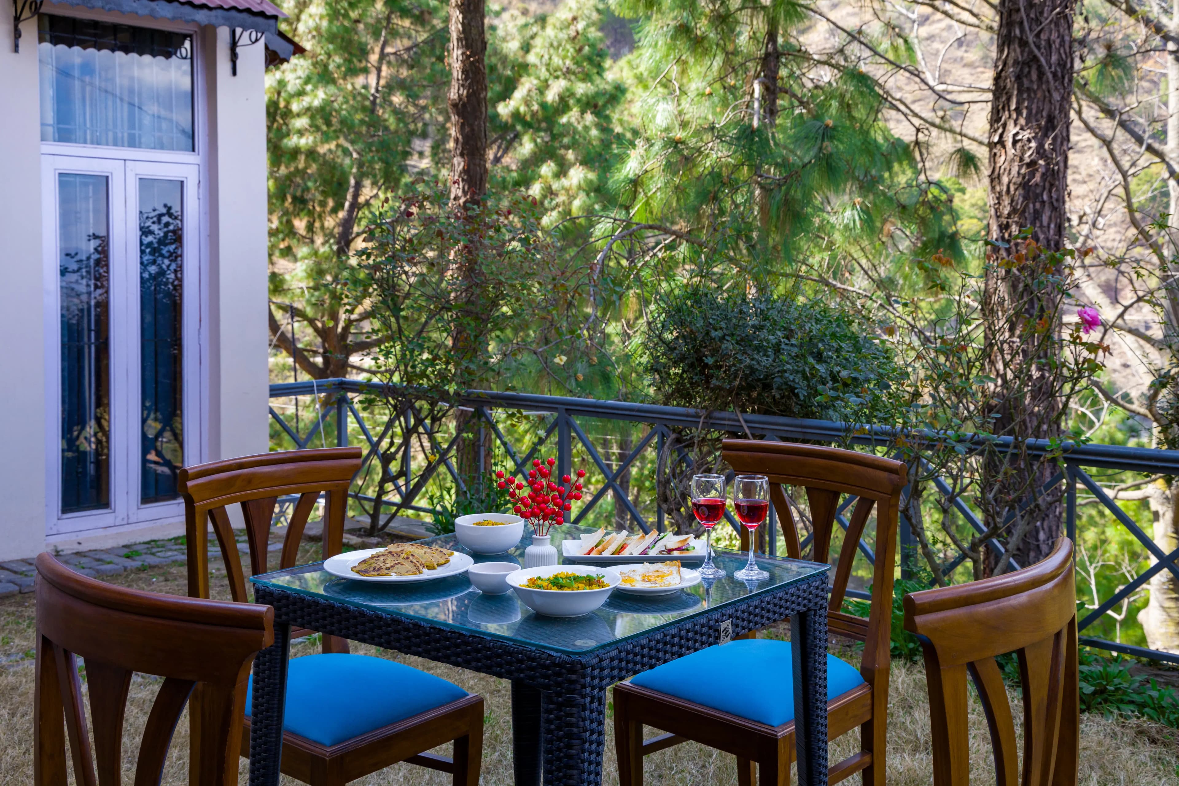 Mehar Villa | 3-BHK Hillside Retreat With Garden & Scenic Views - Image 21