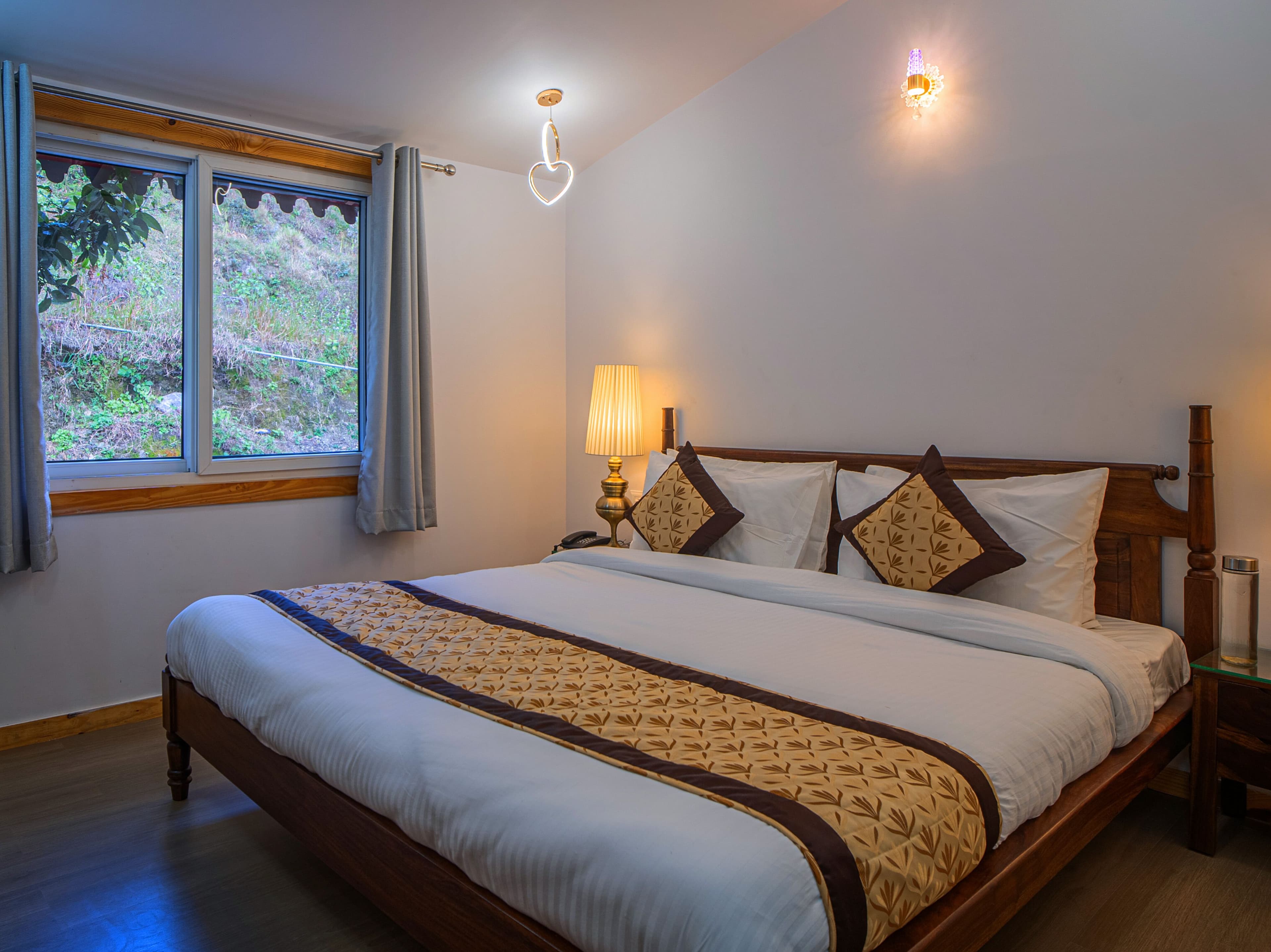 The Urban Escape | 1 Hillside Classic Room - Image 17