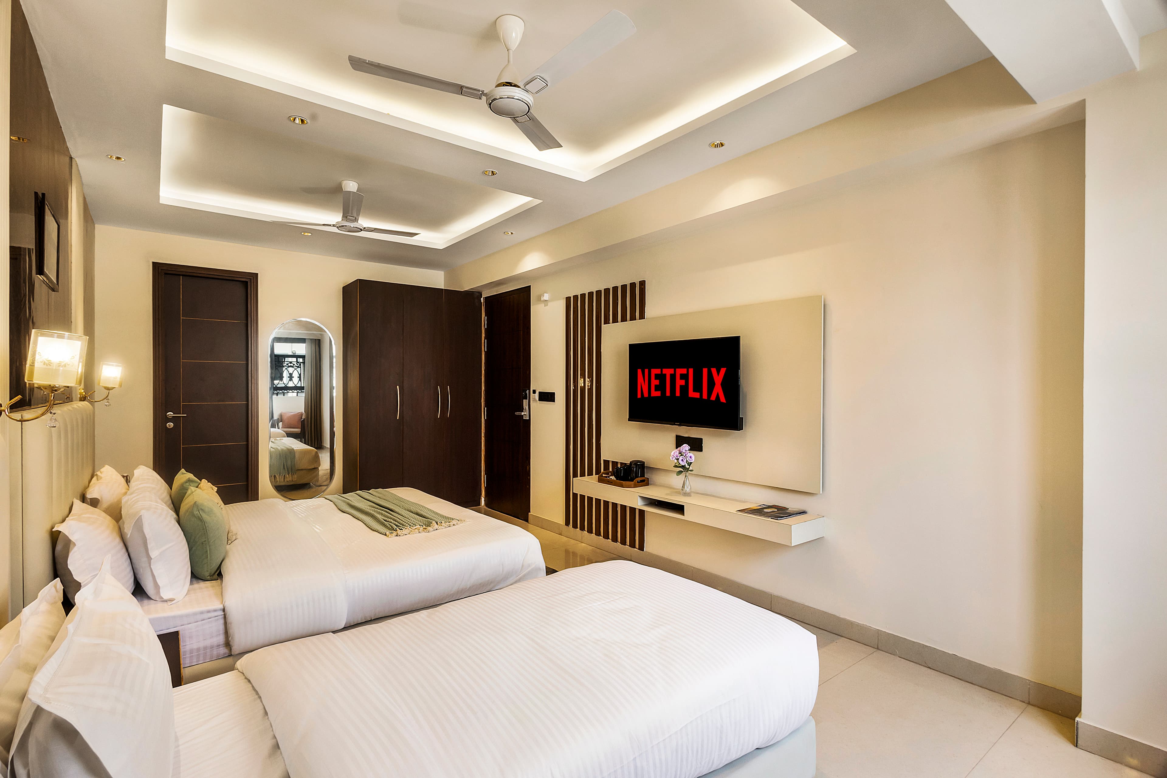 Anandam In The Himalayas Violet | Triple Sharing Suite With Restaurant, Lift & Lounge | Near Triveni Ghat - Image 17
