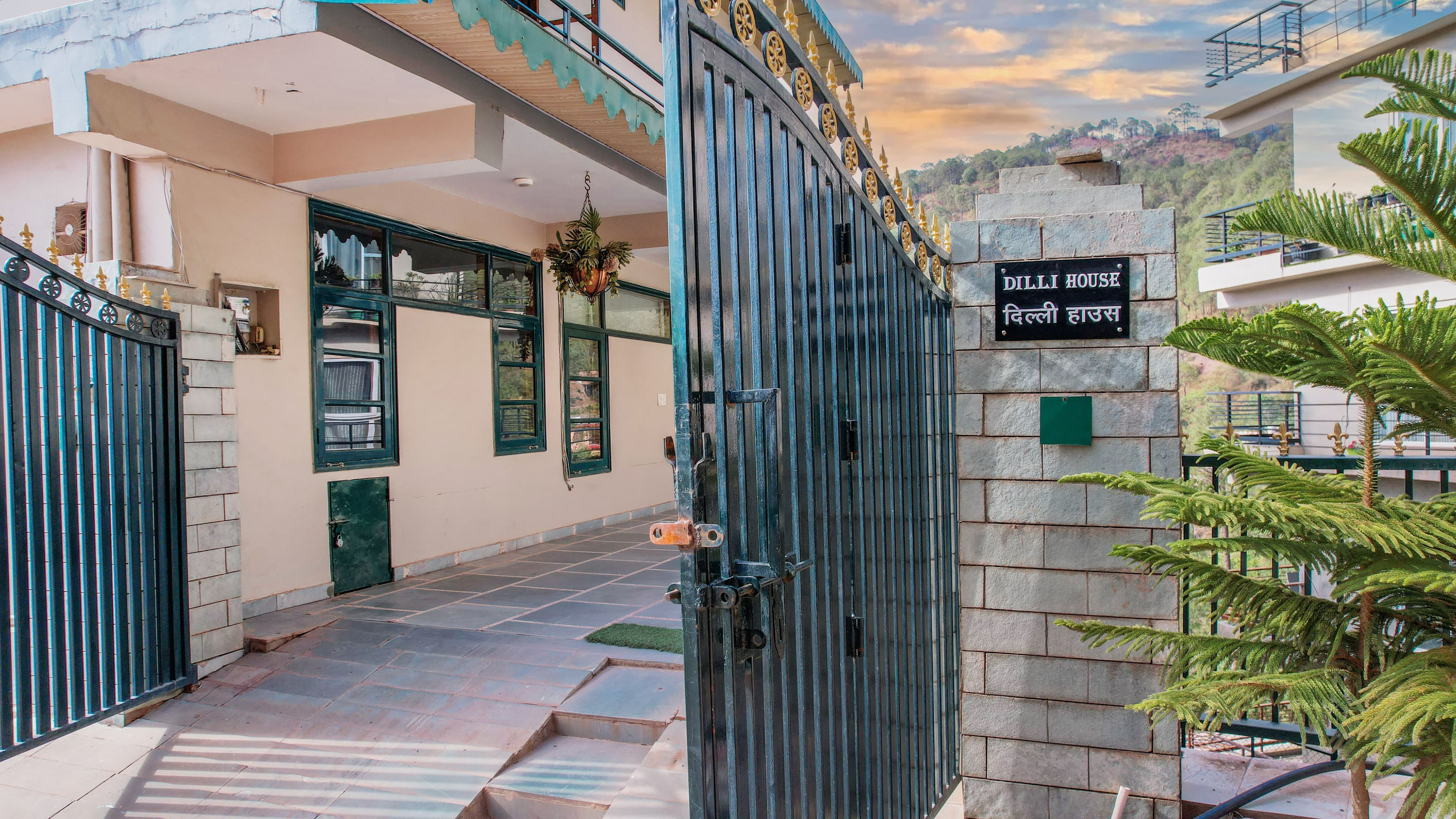 Dilli House | 3-BHK Rooftop Villa with Private Plunge Pool, Jacuzzi, and Gym - Image 54