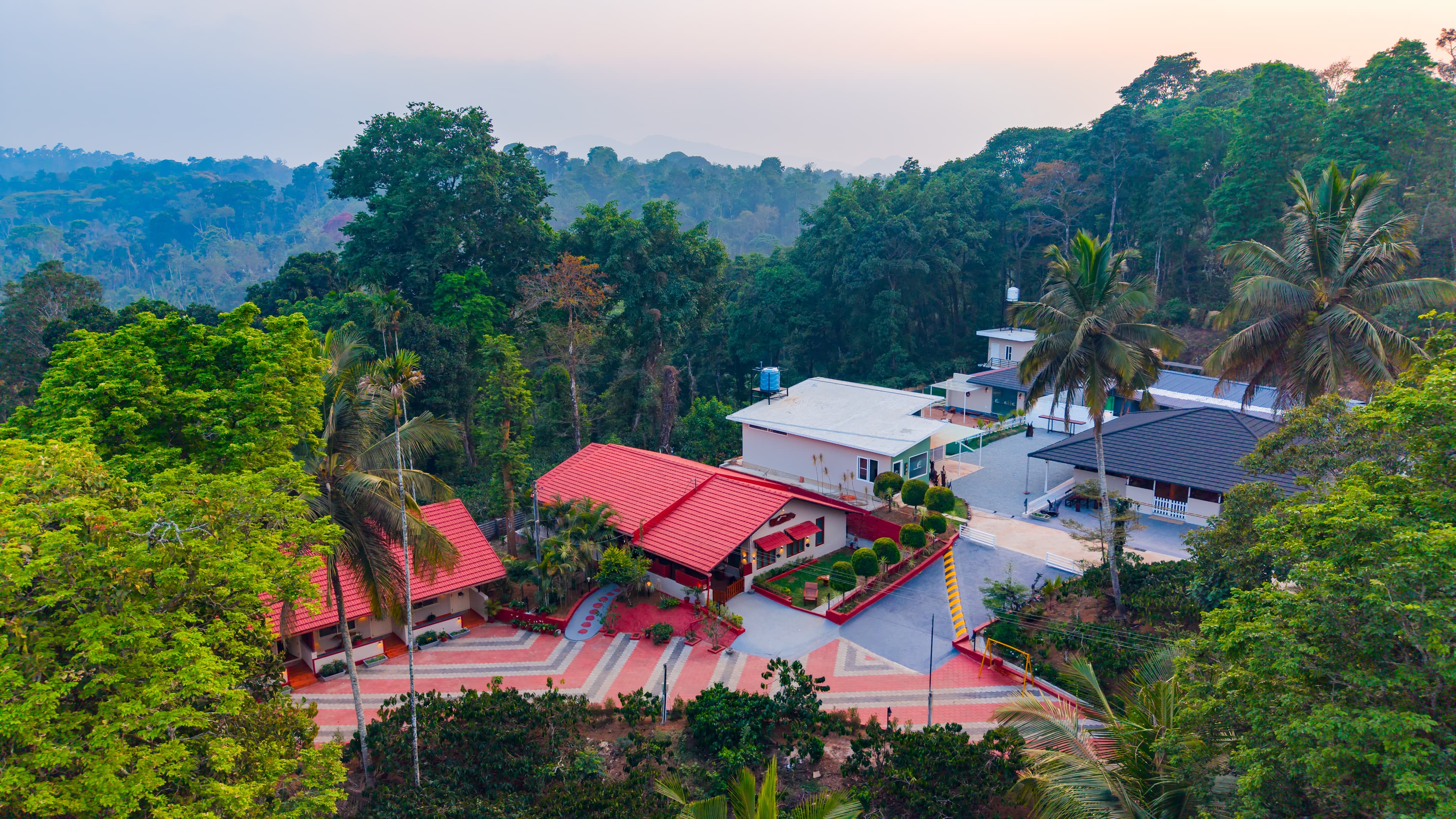 Twisted Tree Another | 1-Premium Room With Private Sit Out & Shared Pool - Image 2