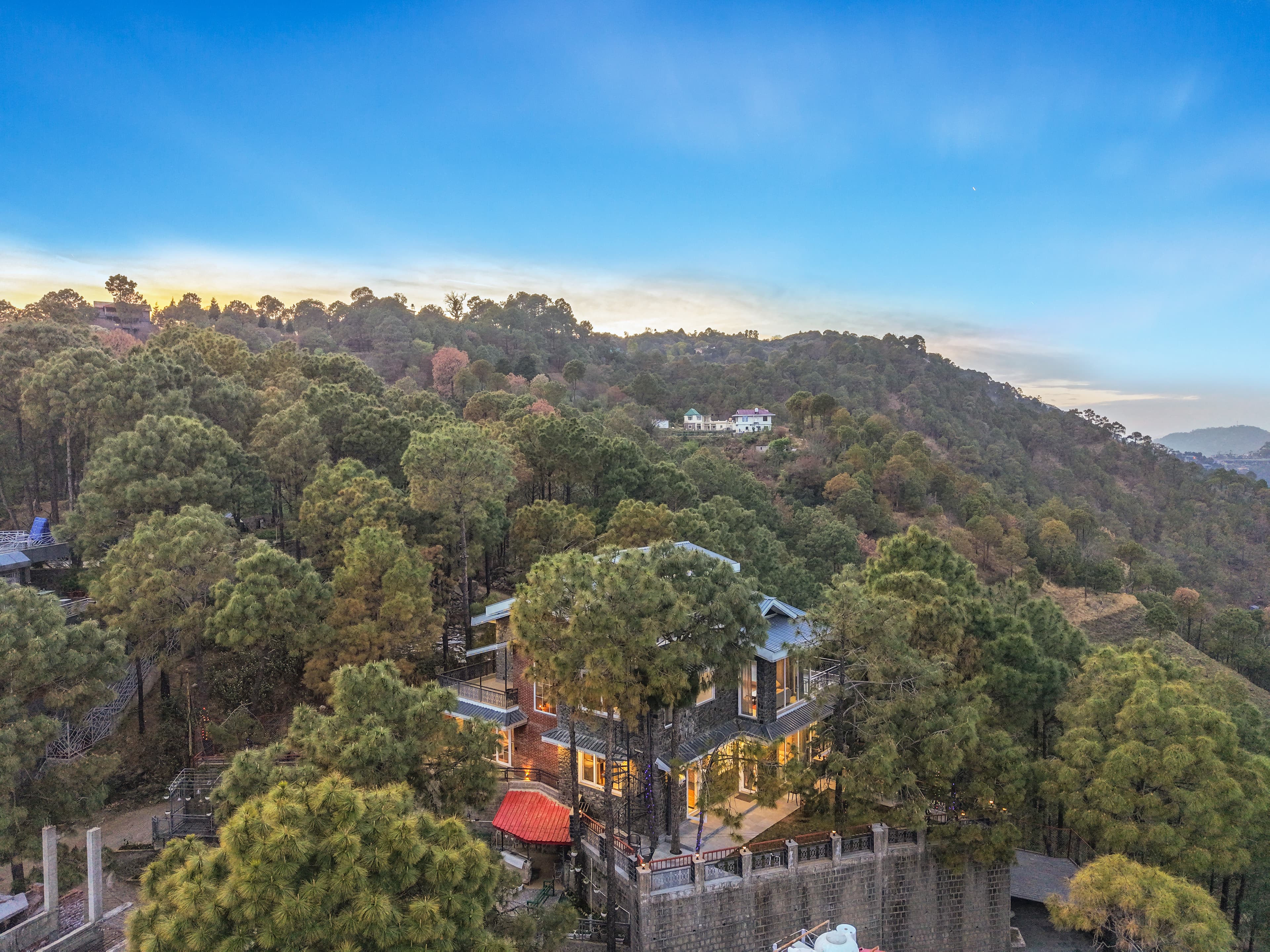 Kavya Villa | 4-BHK Pet-friendly Villa With Lounge, Game Zone, Sit-Out Areas & Panoramic Views in Kasauli Hills - Image 55