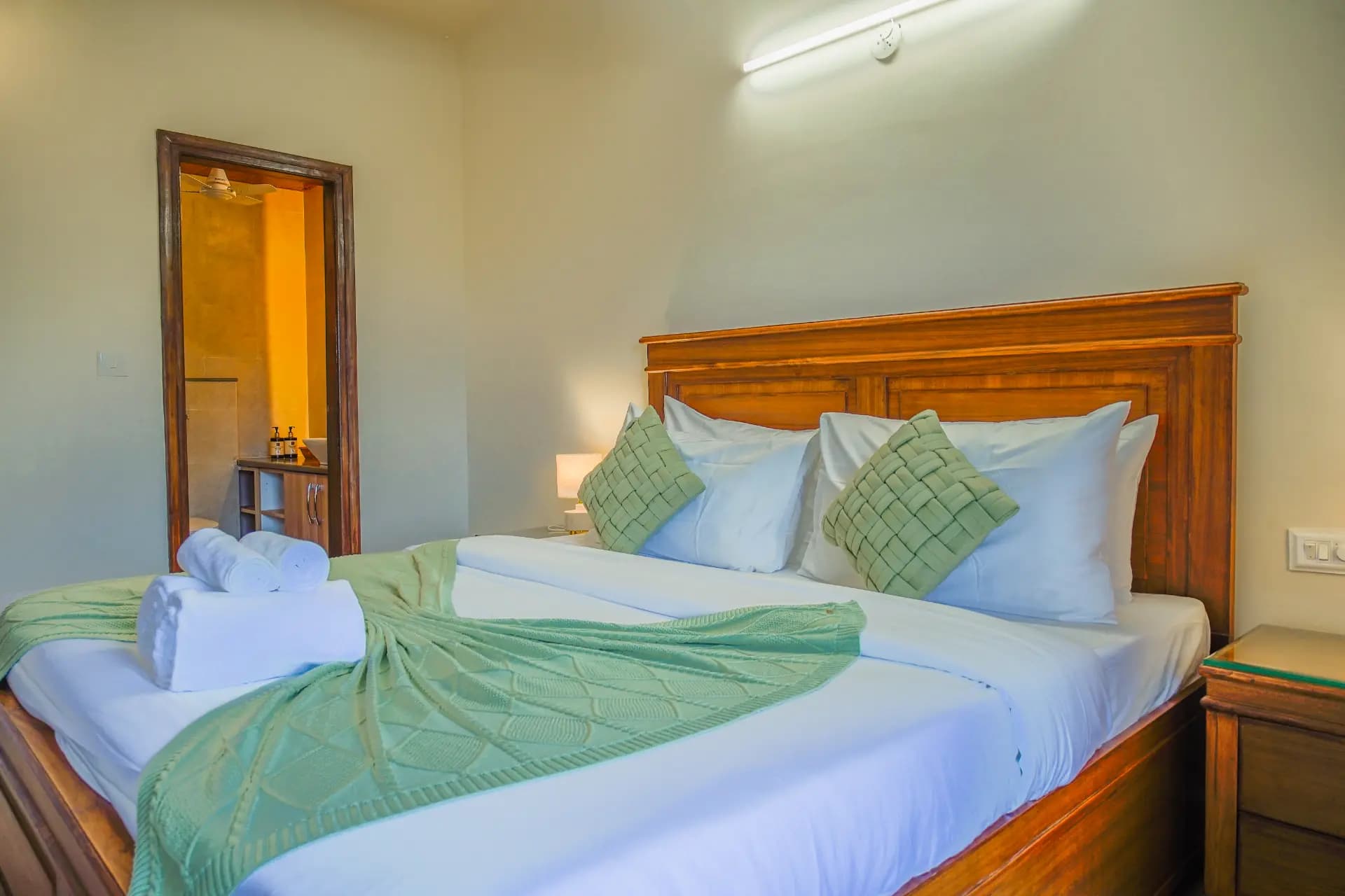 Veera Marina | Charming 3-BHK Apt Near Candolim Beach With Common Pools & Lift  - Image 41