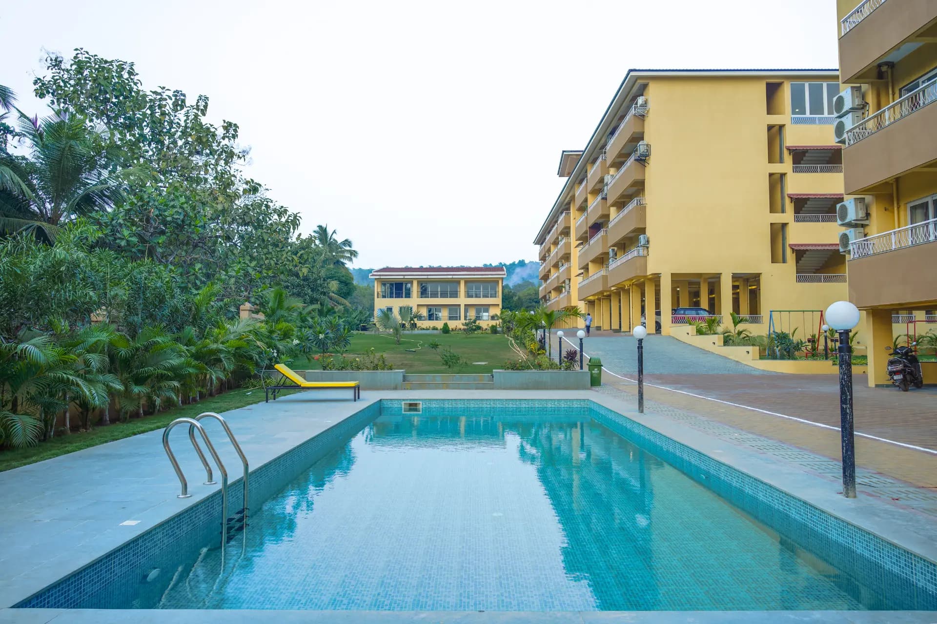 Veera Marina | Elegant 1-BHK Apt With Common Pools, Gym & Lift  - Image 5