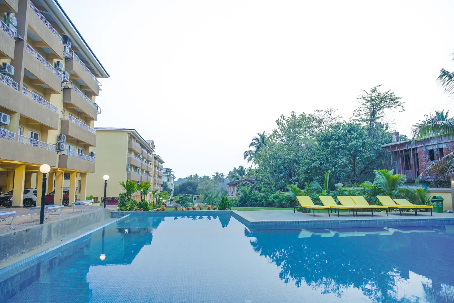Veera Marina | Charming 3-BHK Apt Near Candolim Beach With Common Pools & Lift  - Image 3