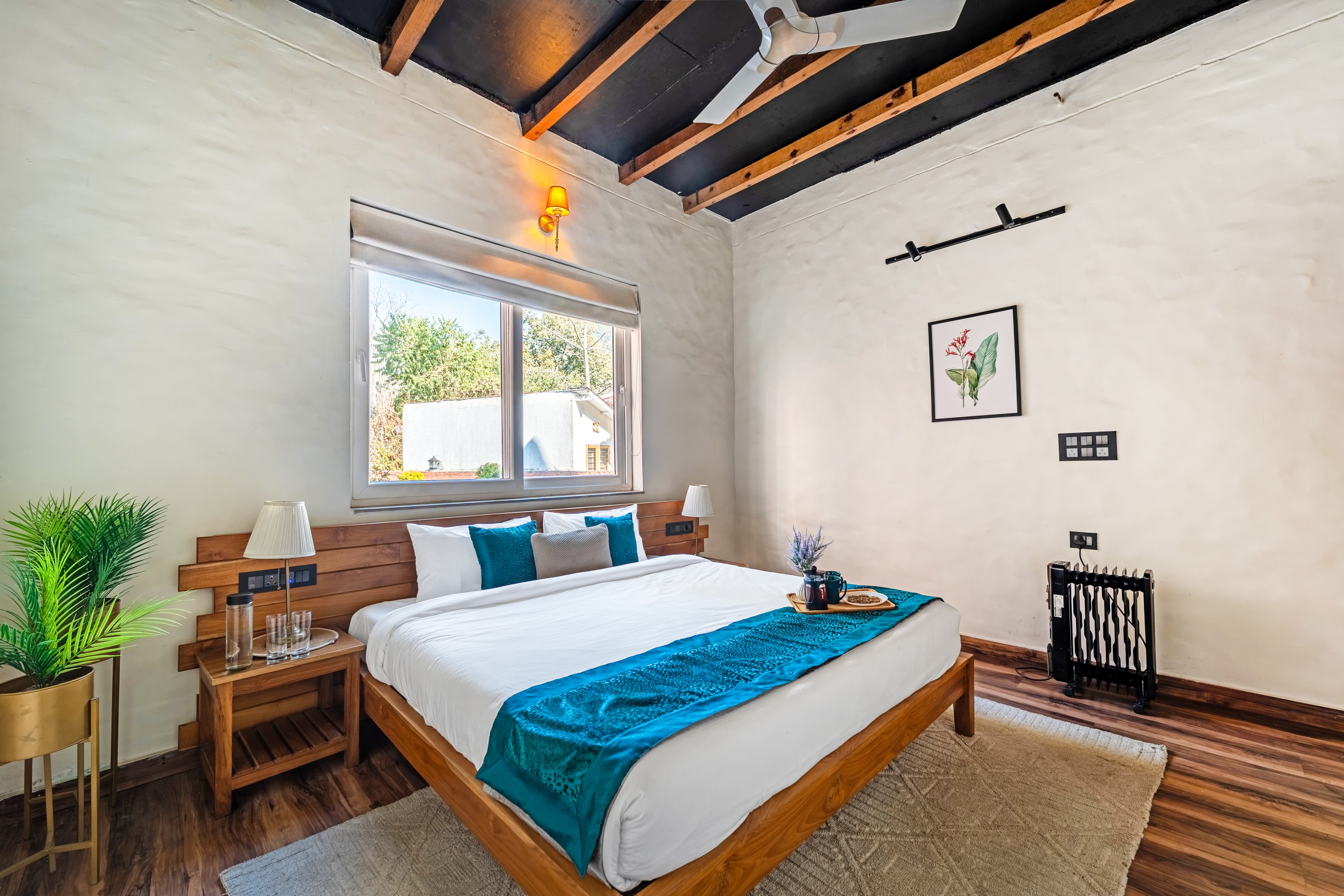 Casa Gaula | 4-BHK Cottage with  Lawn and Outdoor Sit-Out | 20 mins away from Bhimtal Lake | Pet-friendly - Image 33