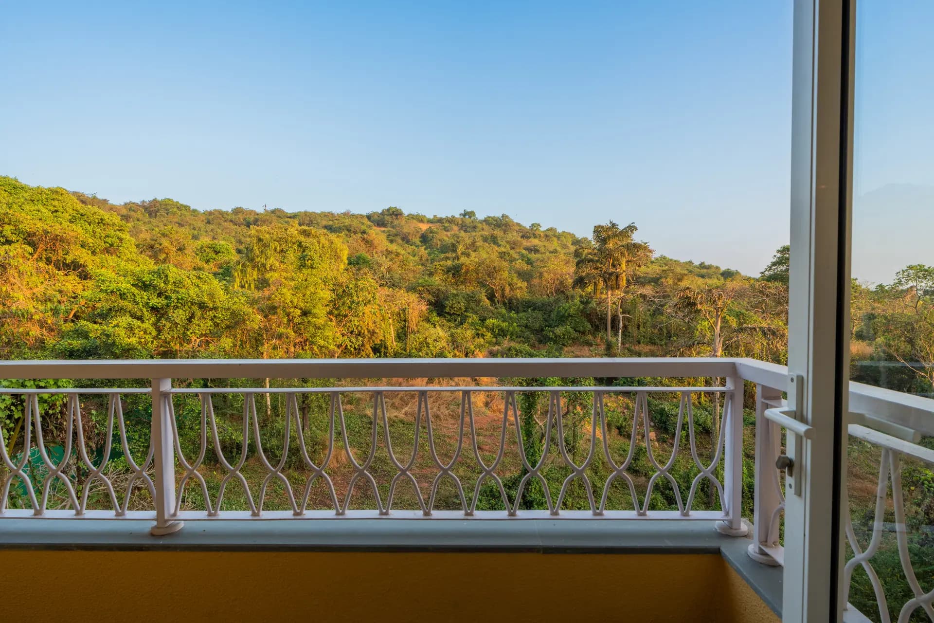 Veera Marina | 3-BHK Penthouse With Terrace, Common Pools & Lift, Near Candolim Beach - Image 6