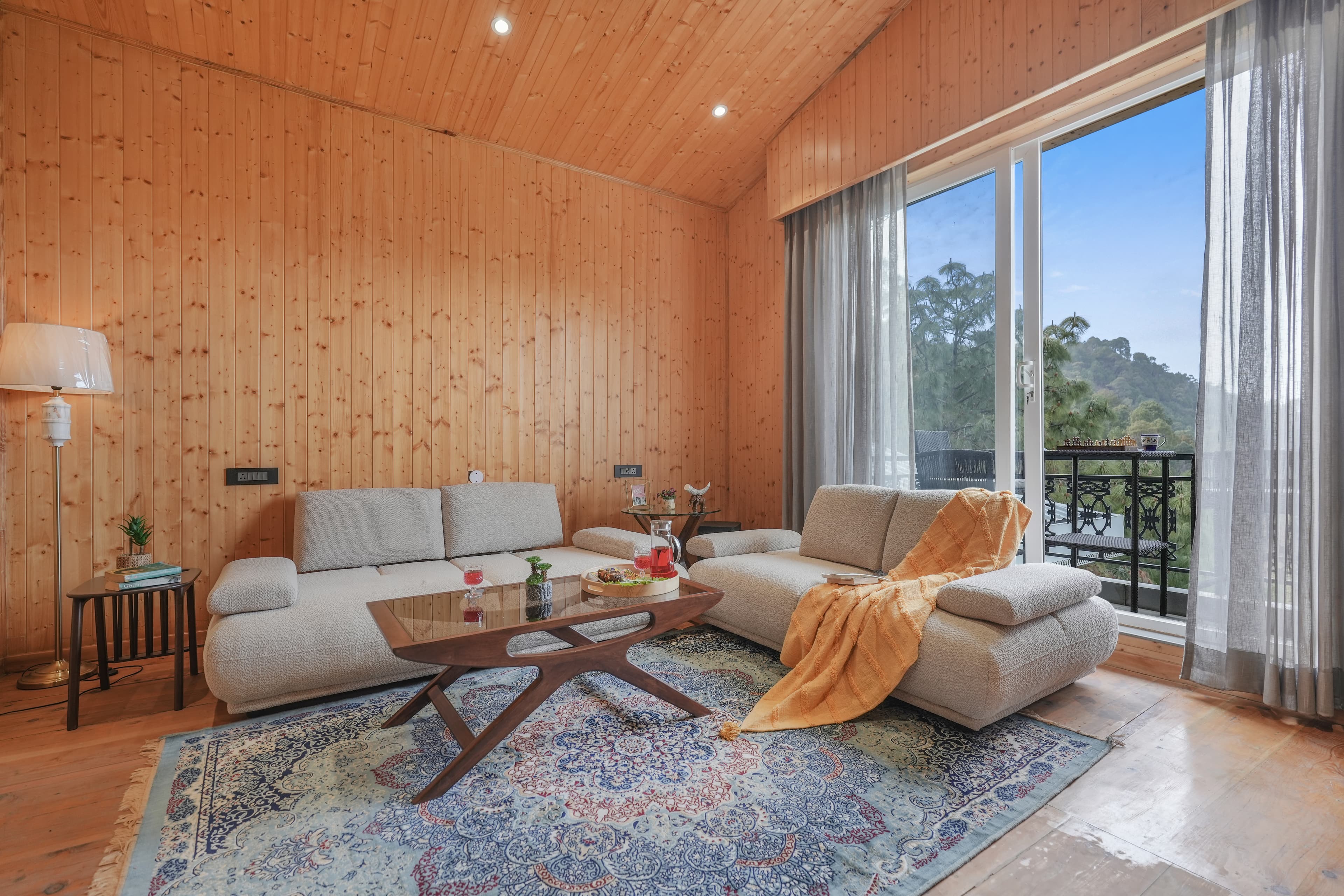 Kavya Villa | 4-BHK Pet-friendly Villa With Lounge, Game Zone, Sit-Out Areas & Panoramic Views in Kasauli Hills - Image 44