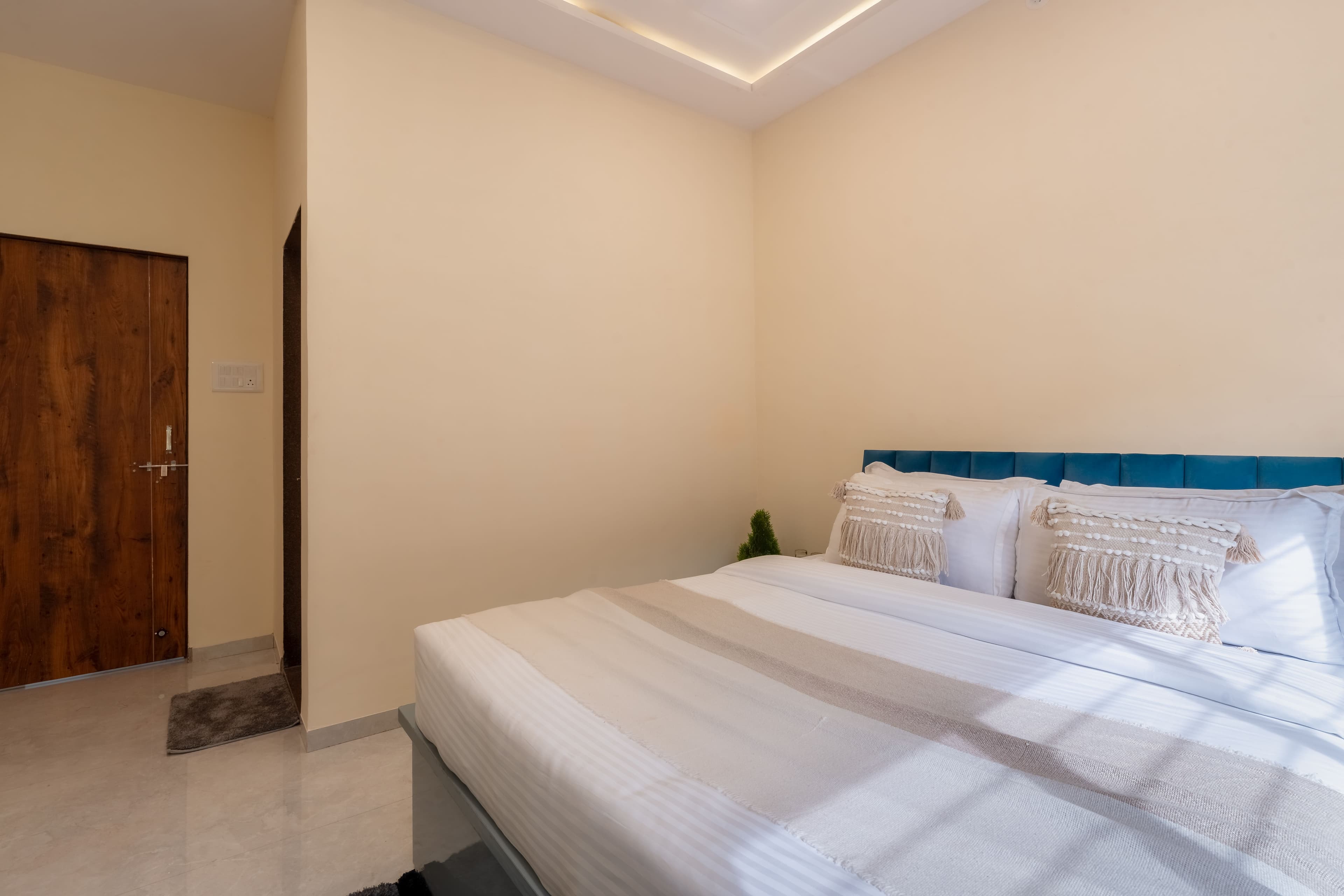 The Fernstead | Hillview 4-BHK Villa With Private Pool & Terrace; Near Major Beaches - Image 35
