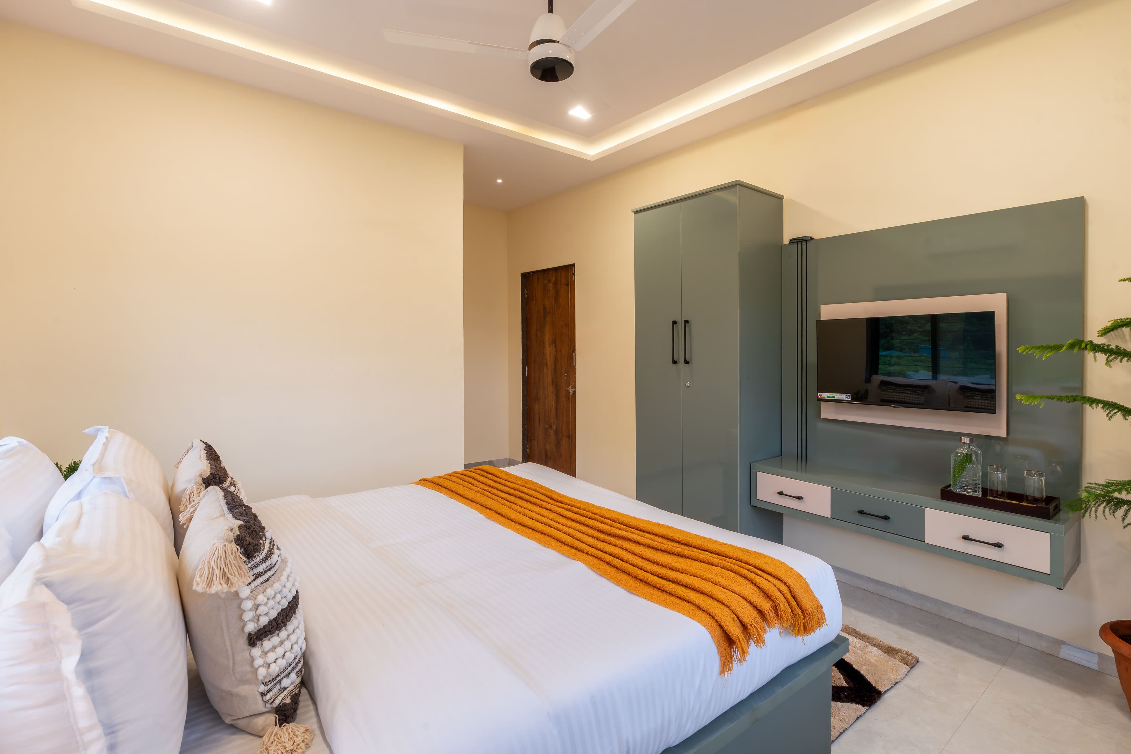 The Fernstead | Hillview 4-BHK Villa With Private Pool & Terrace; Near Major Beaches - Image 39
