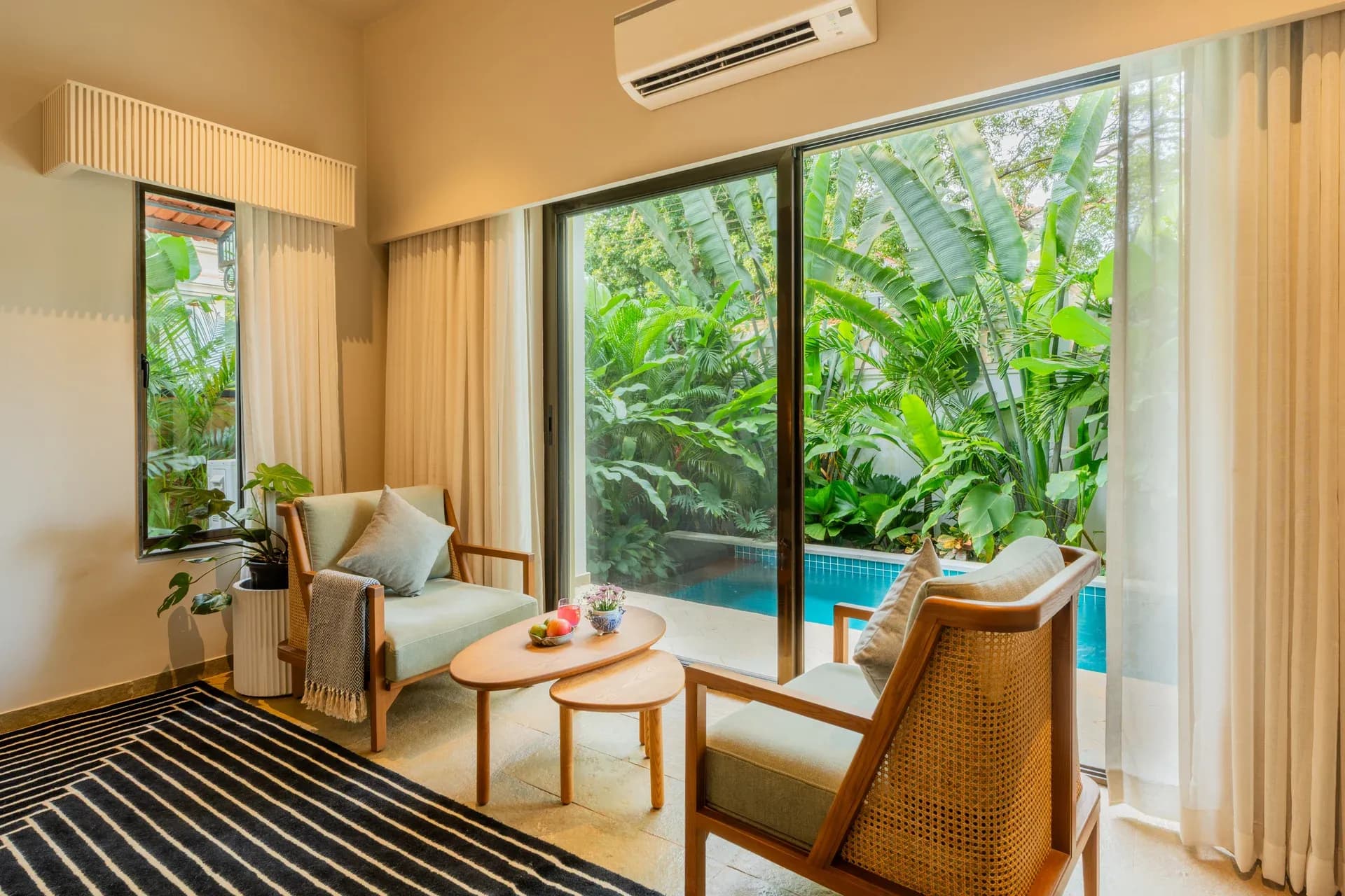 Villa Euphoria | 4-BHK | Pvt Pool | Ent. Lounge - Image 11