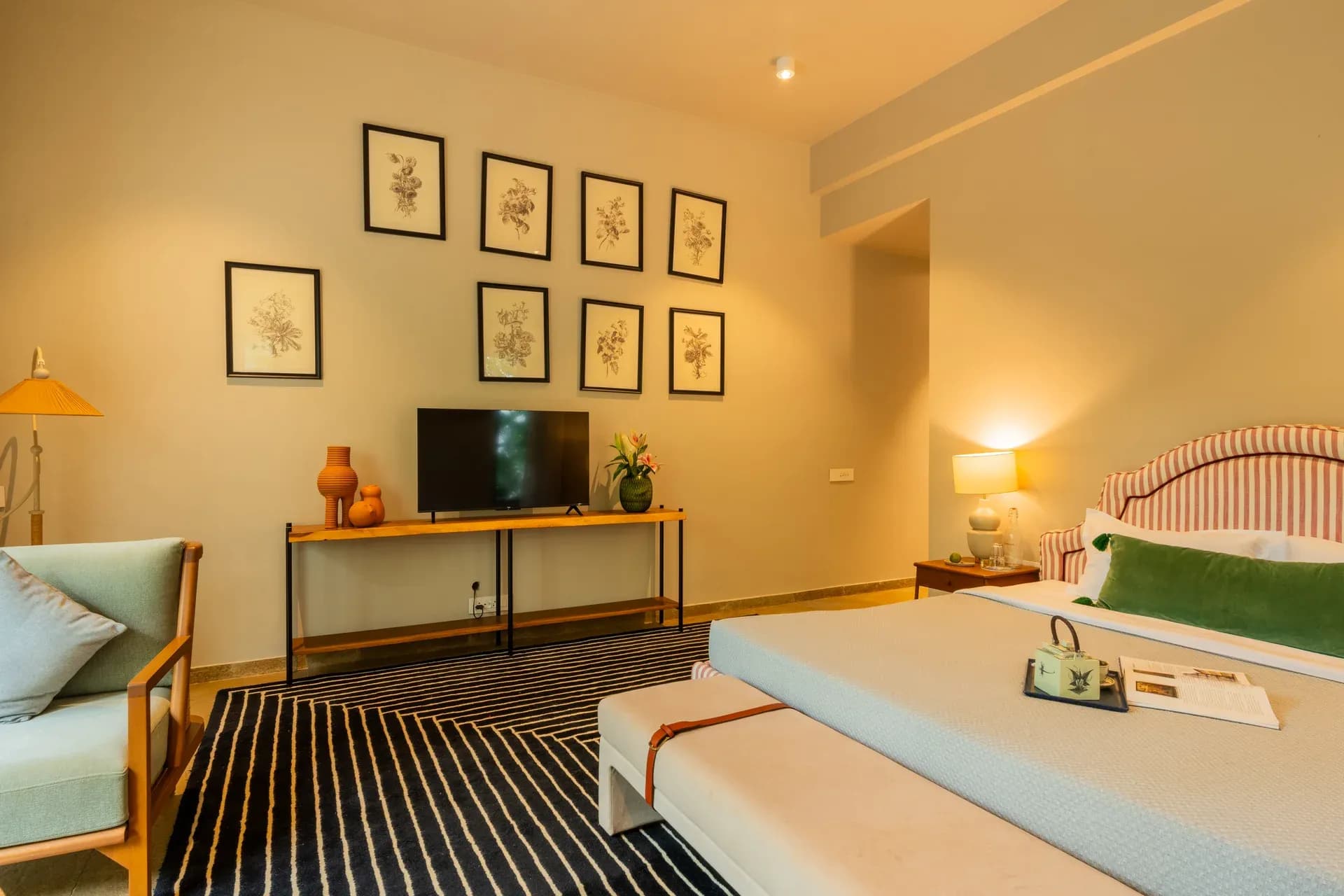Villa Euphoria | 4-BHK | Pvt Pool | Ent. Lounge - Image 32