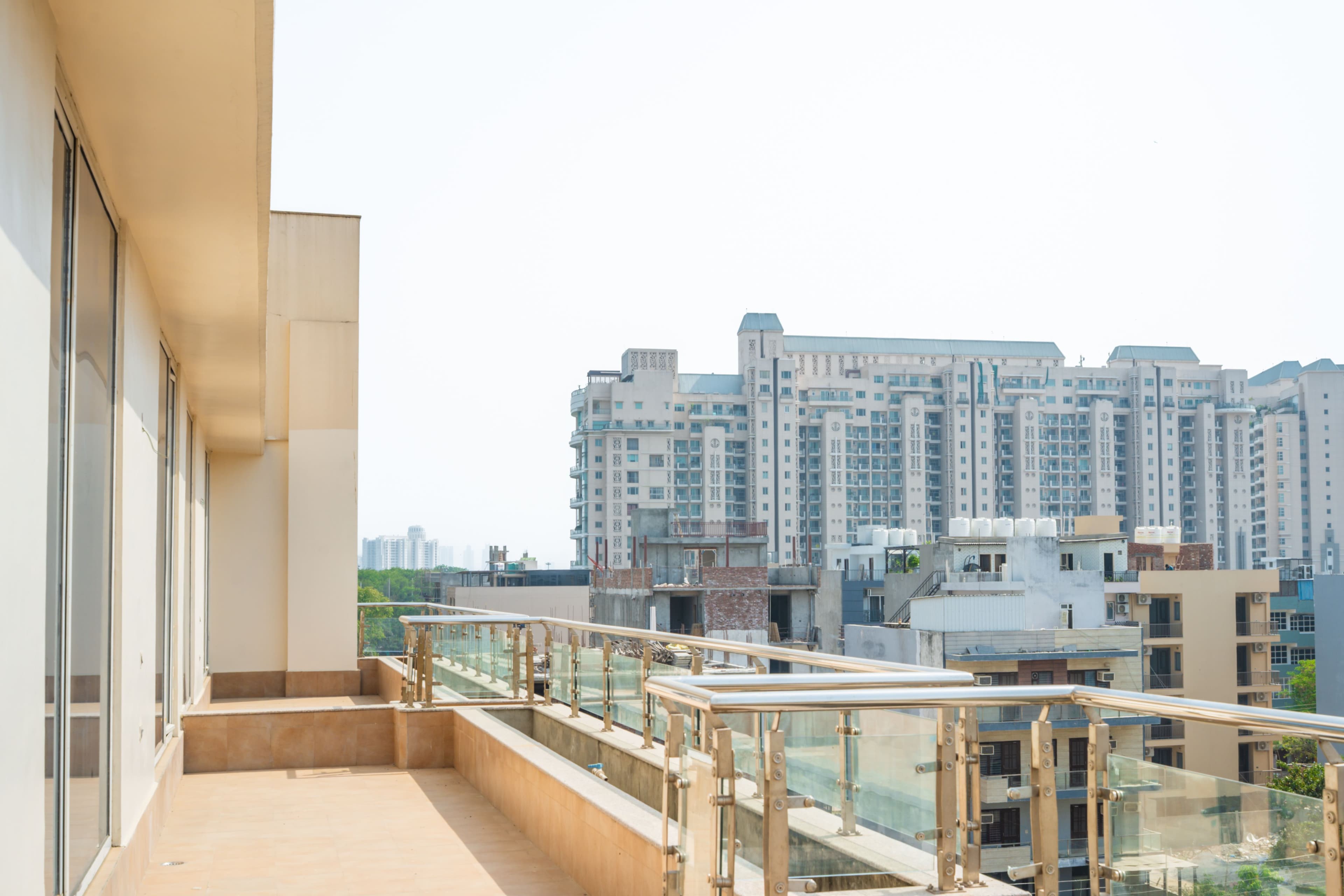 Eternal Oasis City View Suite | Chic 1-Room With Restaurant & Celebration Venue | Golf Course Road - Image 20