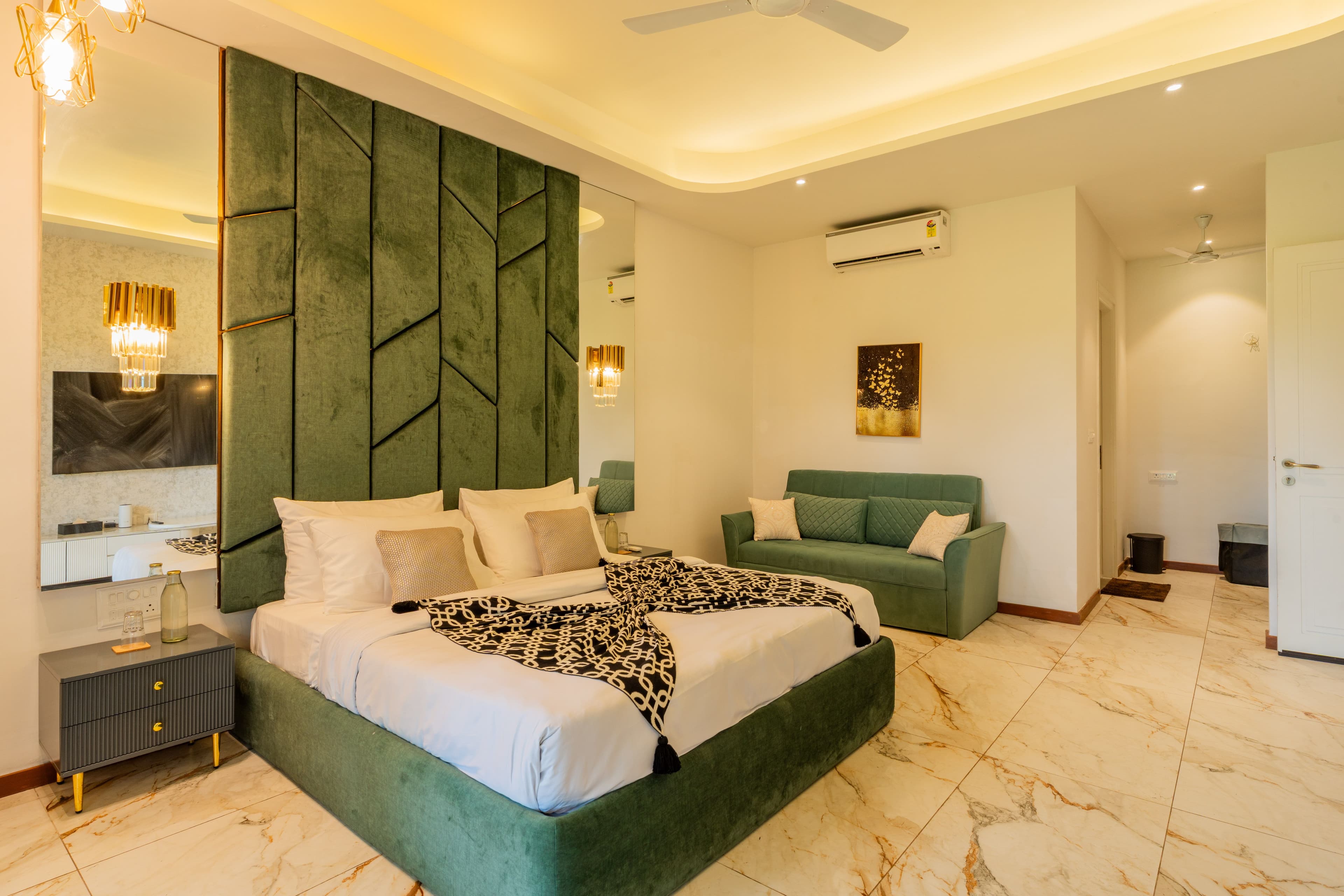 Casa Ritzy | Indo-Portuguese 5-BHK Villa With Private Pool & Lift Near Popular Beaches - Image 39