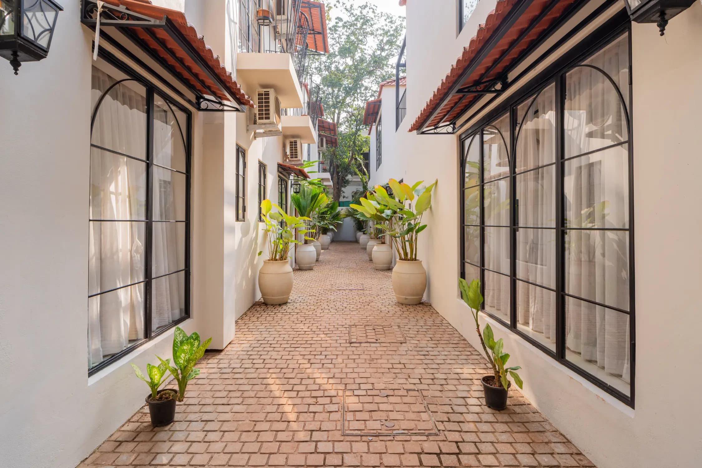 Bogenvilla | Luxe 3-BHK Villa Near Popular Beaches With Private Pool - Image 7