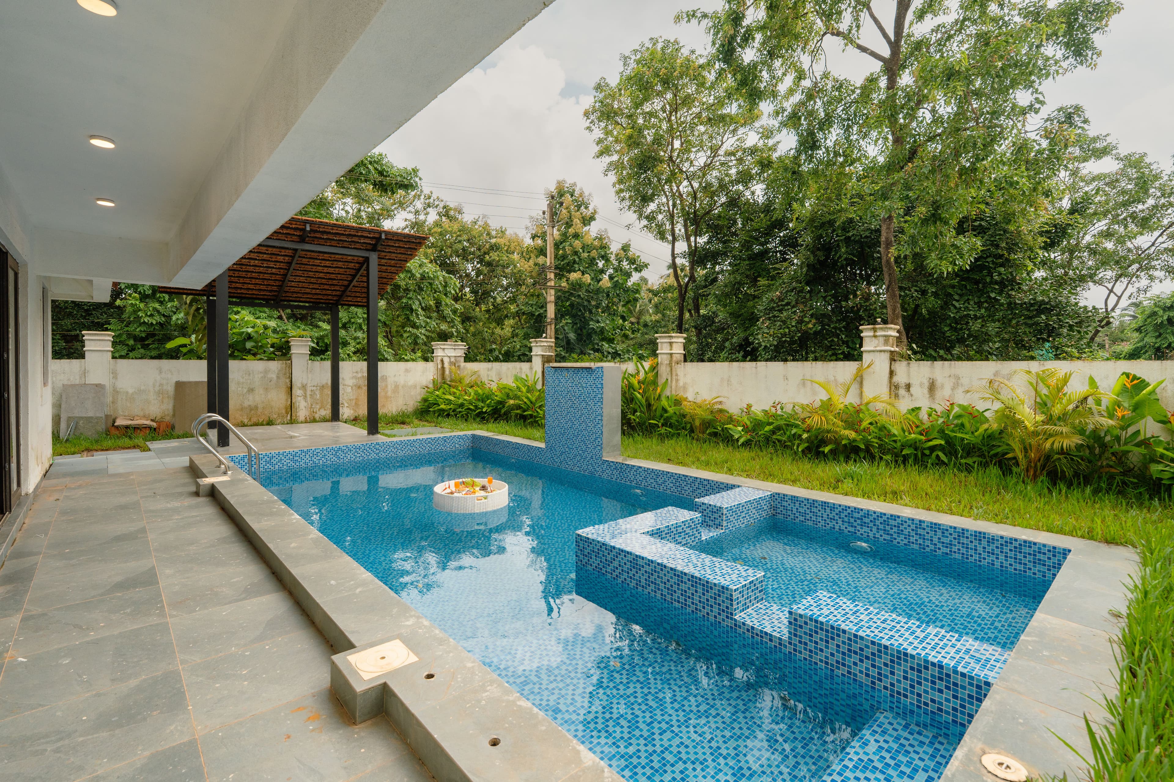 Casa Verdea | 4-BHK Villa With Private Pool & Lift; Near Popular Restaurants - Image 4