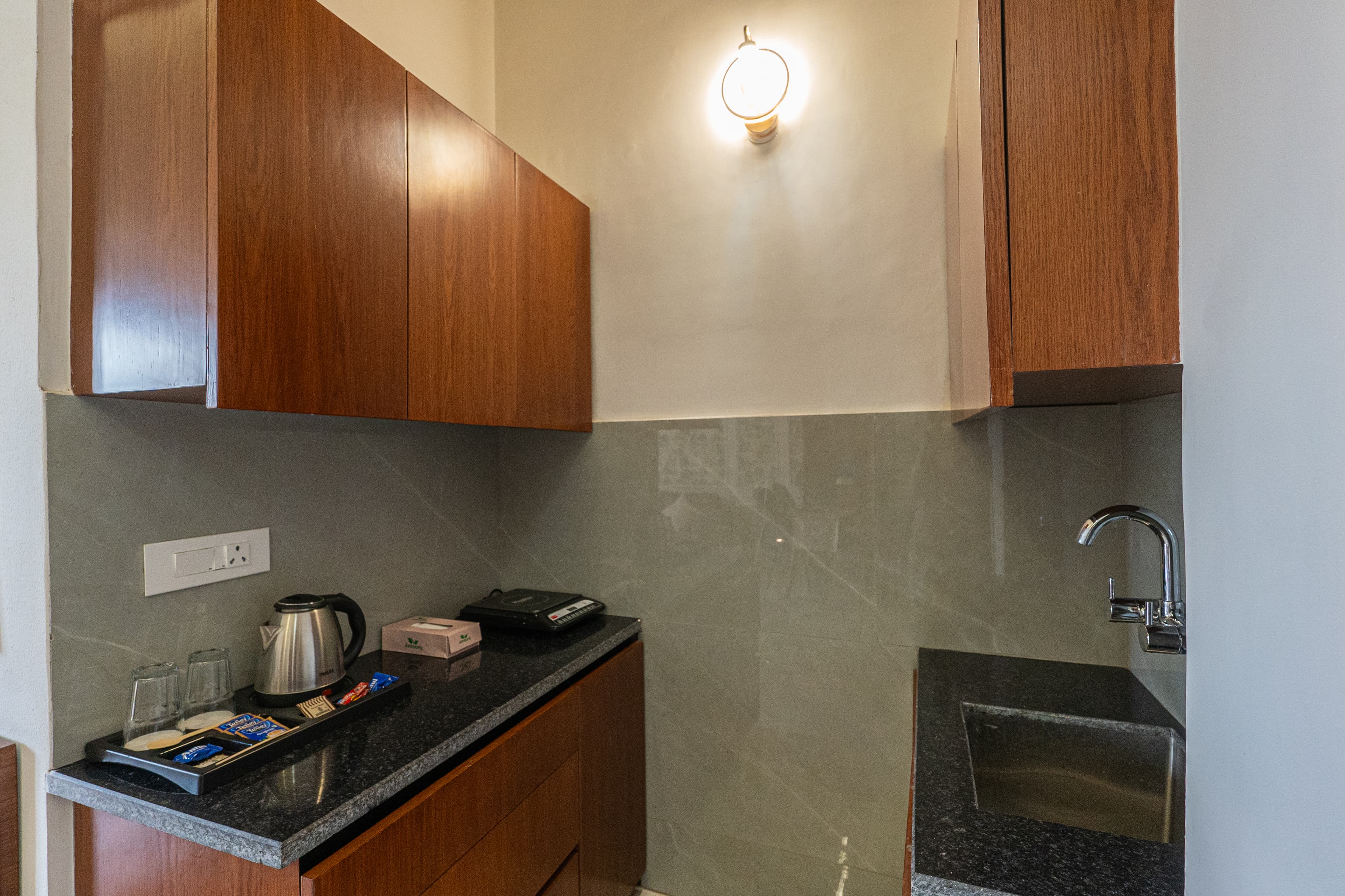 Lakefront S-5 | 1- BHK Apartment Close to Naukuchiatal Lake - Image 7