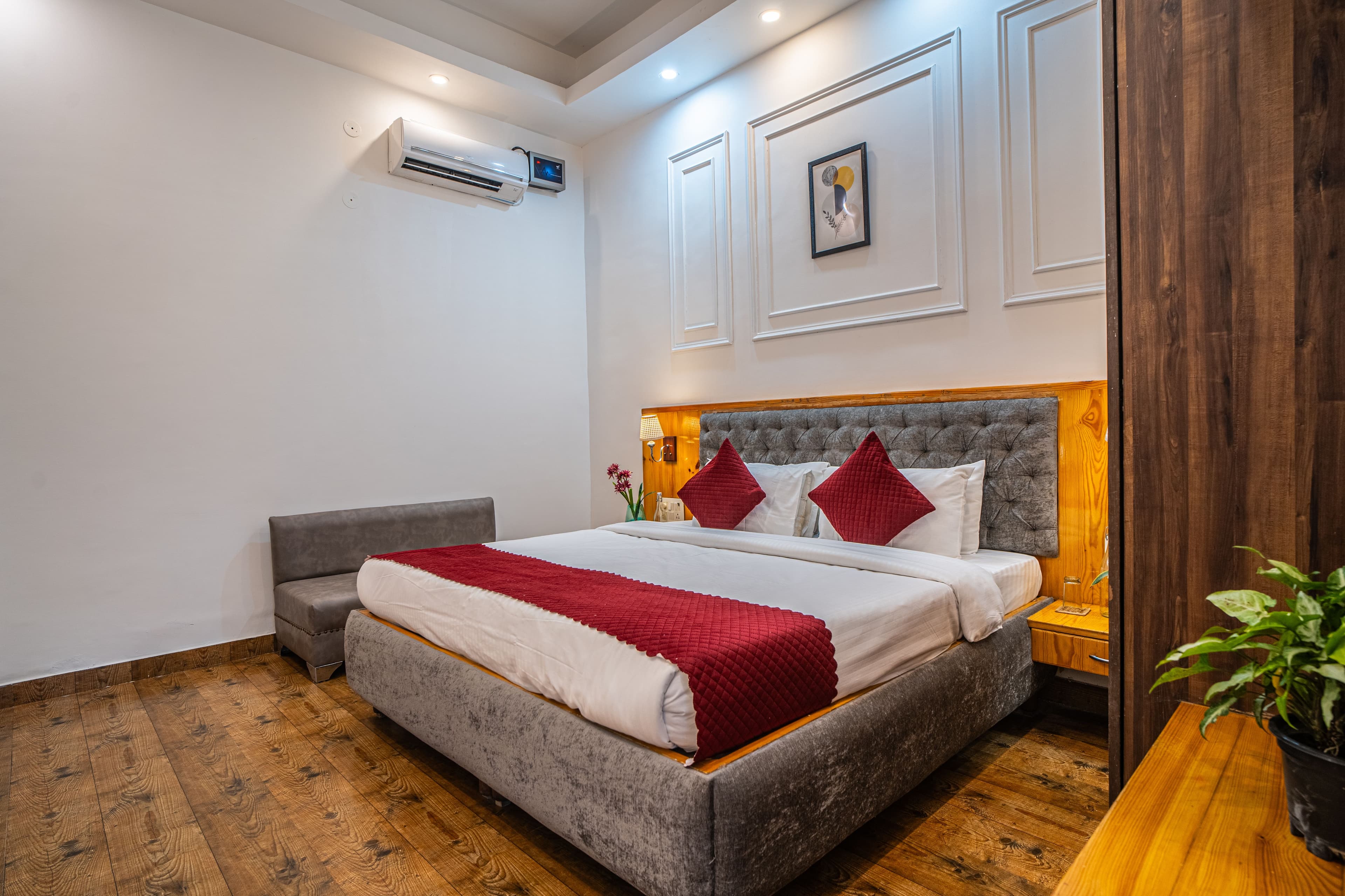 Impreza Luxury Stays Classic Room | Pet-friendly 1-Room Retreat With Common Lounge Area, Garden, Verandah & Restro - Image 21