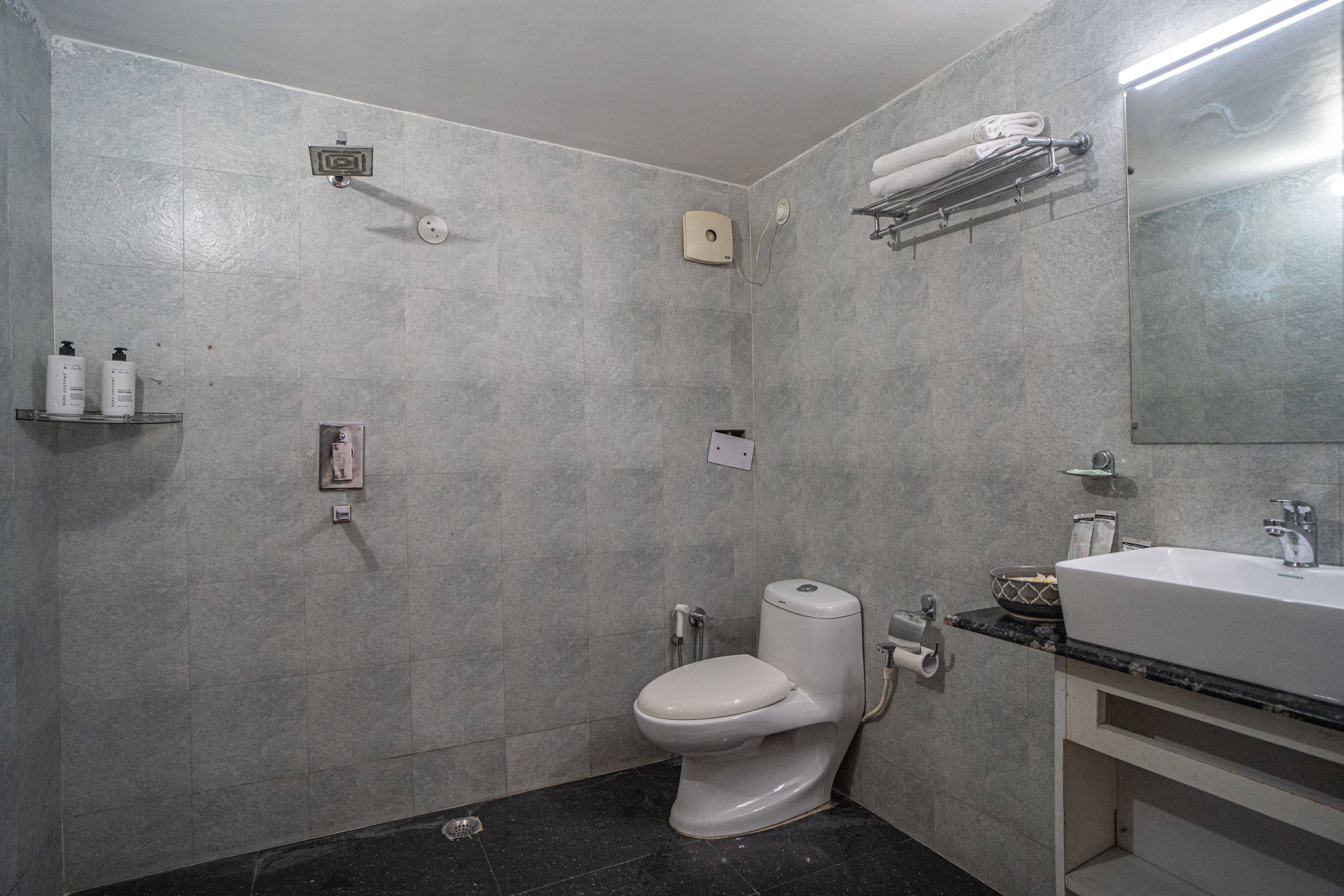 Impreza Luxury Stays Classic Room | Pet-friendly 1-Room Retreat With Common Lounge Area, Garden, Verandah & Restro - Image 10