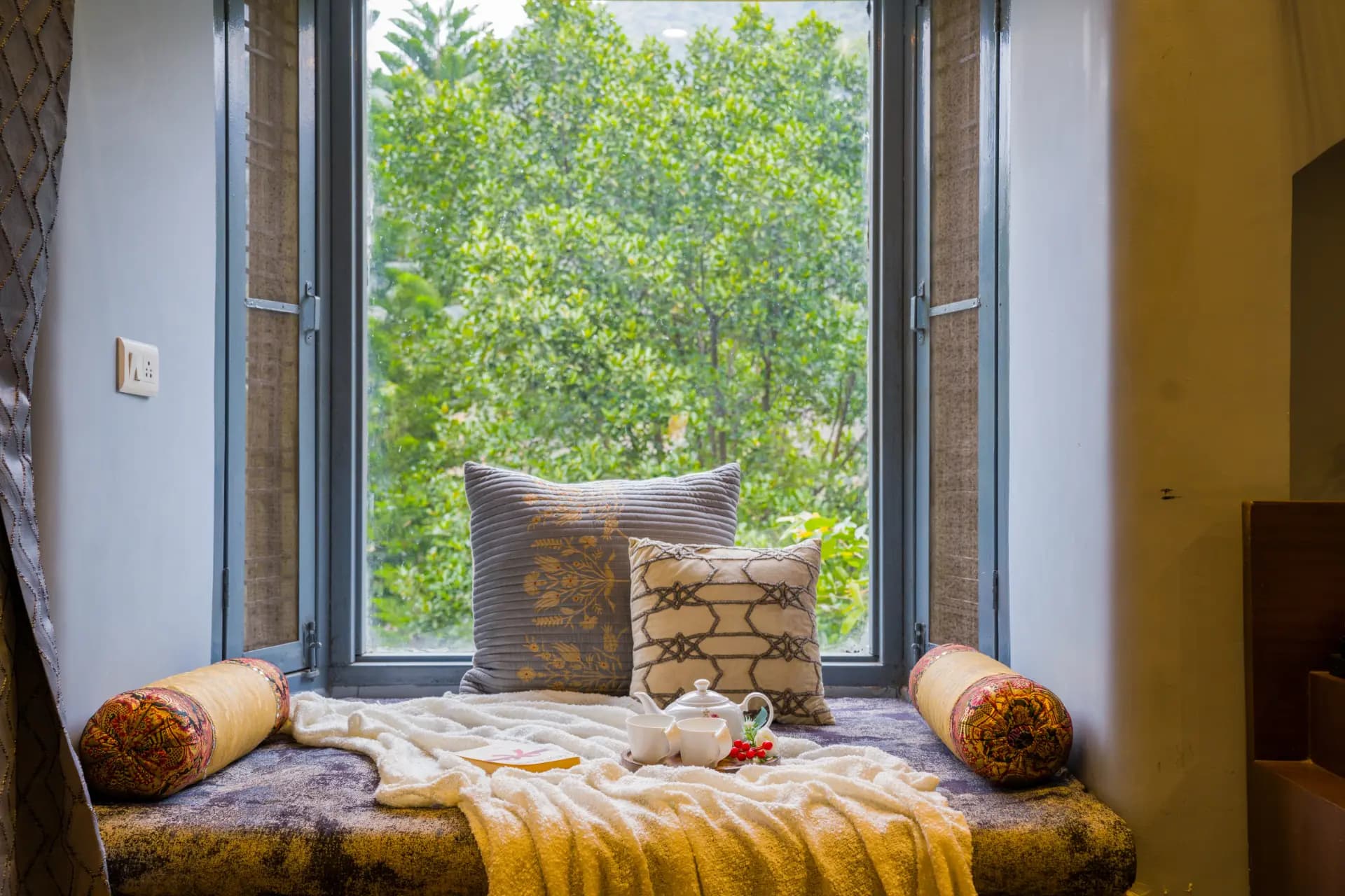Zephyr Timberhill | Tranquil Hilltop Escape with Pool, Tea House & Dining - Image 35