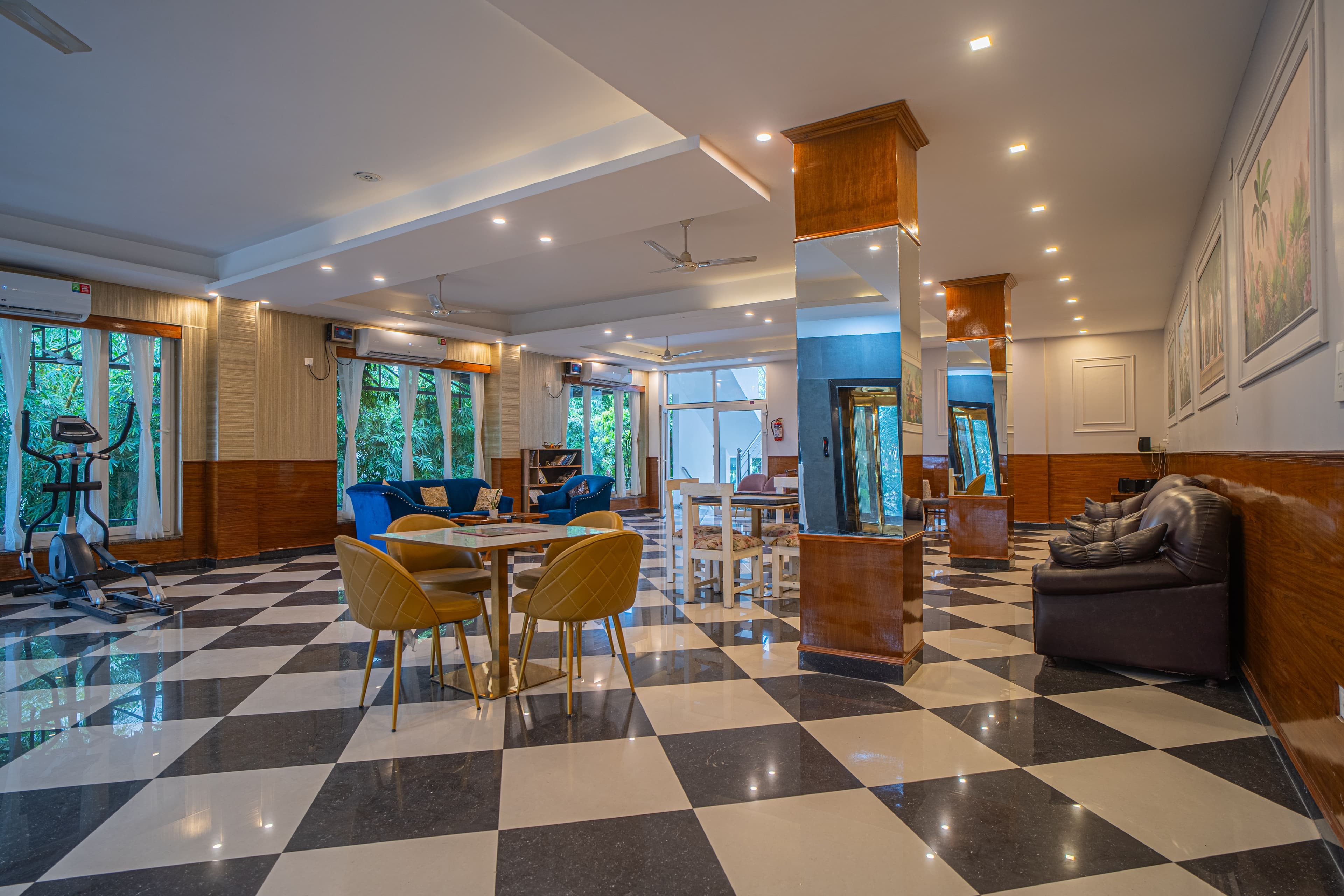 Impreza Luxury Stays Deluxe Room | Pet-friendly 1-Room Retreat With Common Lounge Area, Garden, Verandah & Restro - Image 7