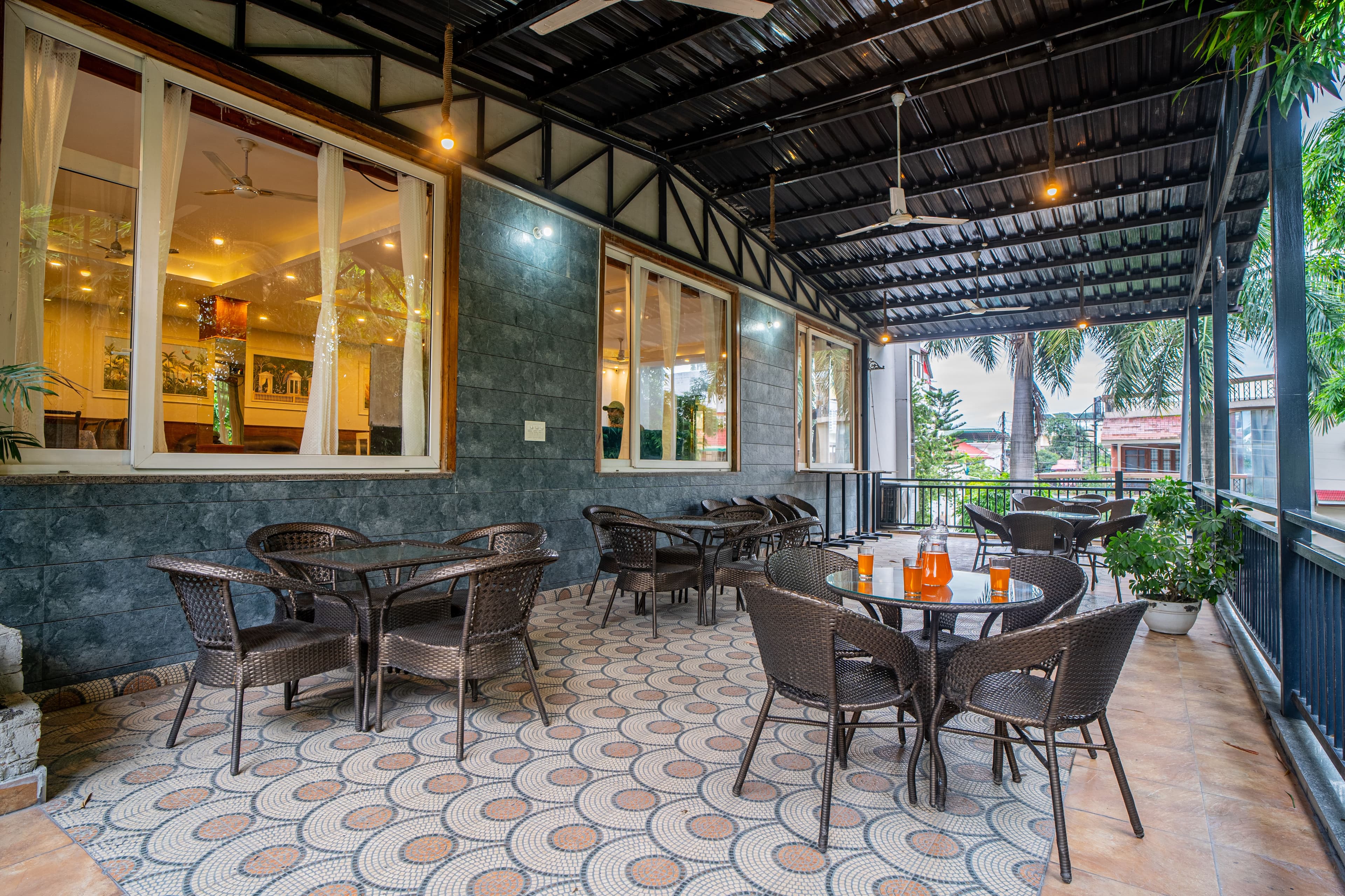 Impreza Luxury Stays Deluxe Room | Pet-friendly 1-Room Retreat With Common Lounge Area, Garden, Verandah & Restro - Image 22