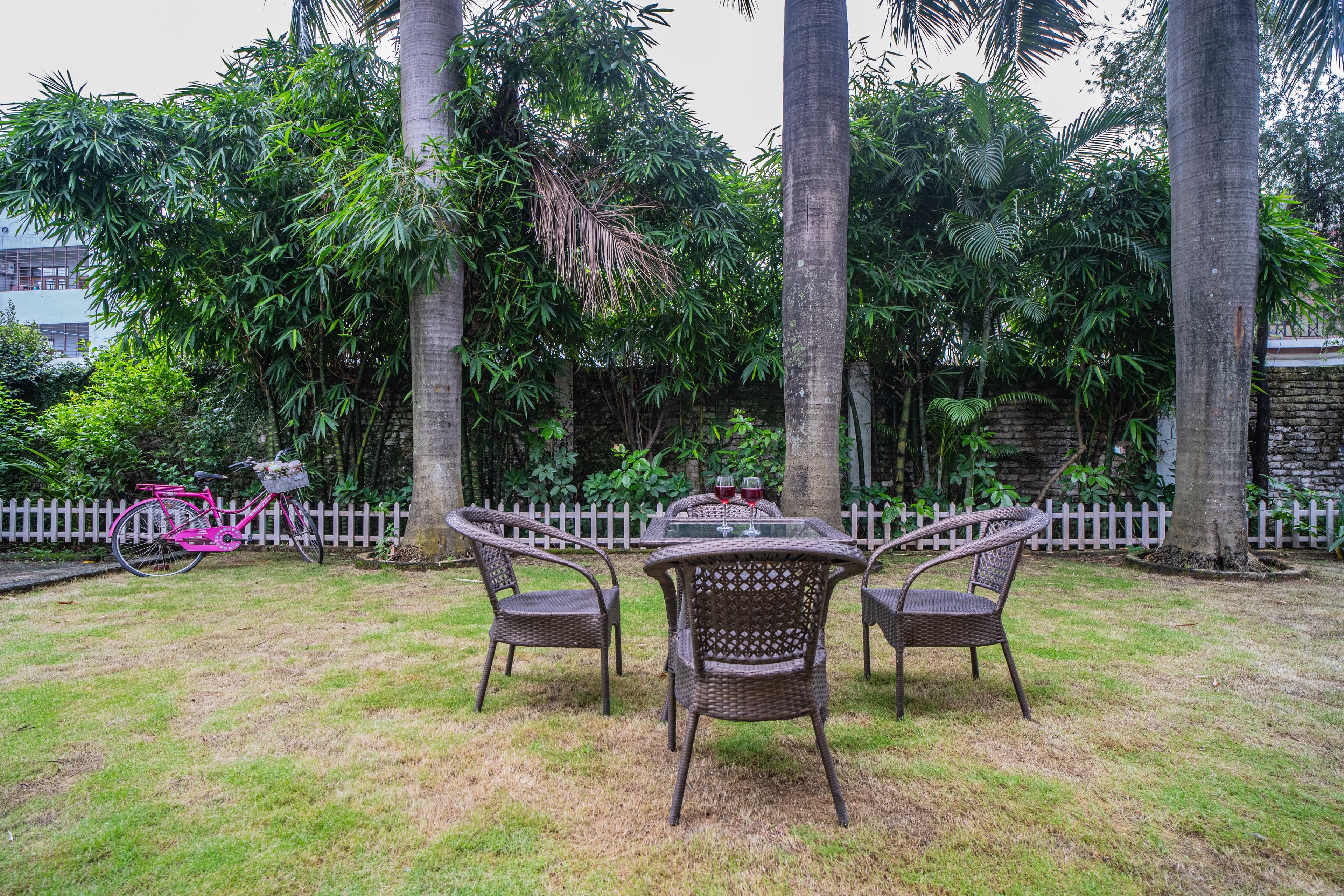Impreza Luxury Stays Deluxe Room | Pet-friendly 1-Room Retreat With Common Lounge Area, Garden, Verandah & Restro - Image 5