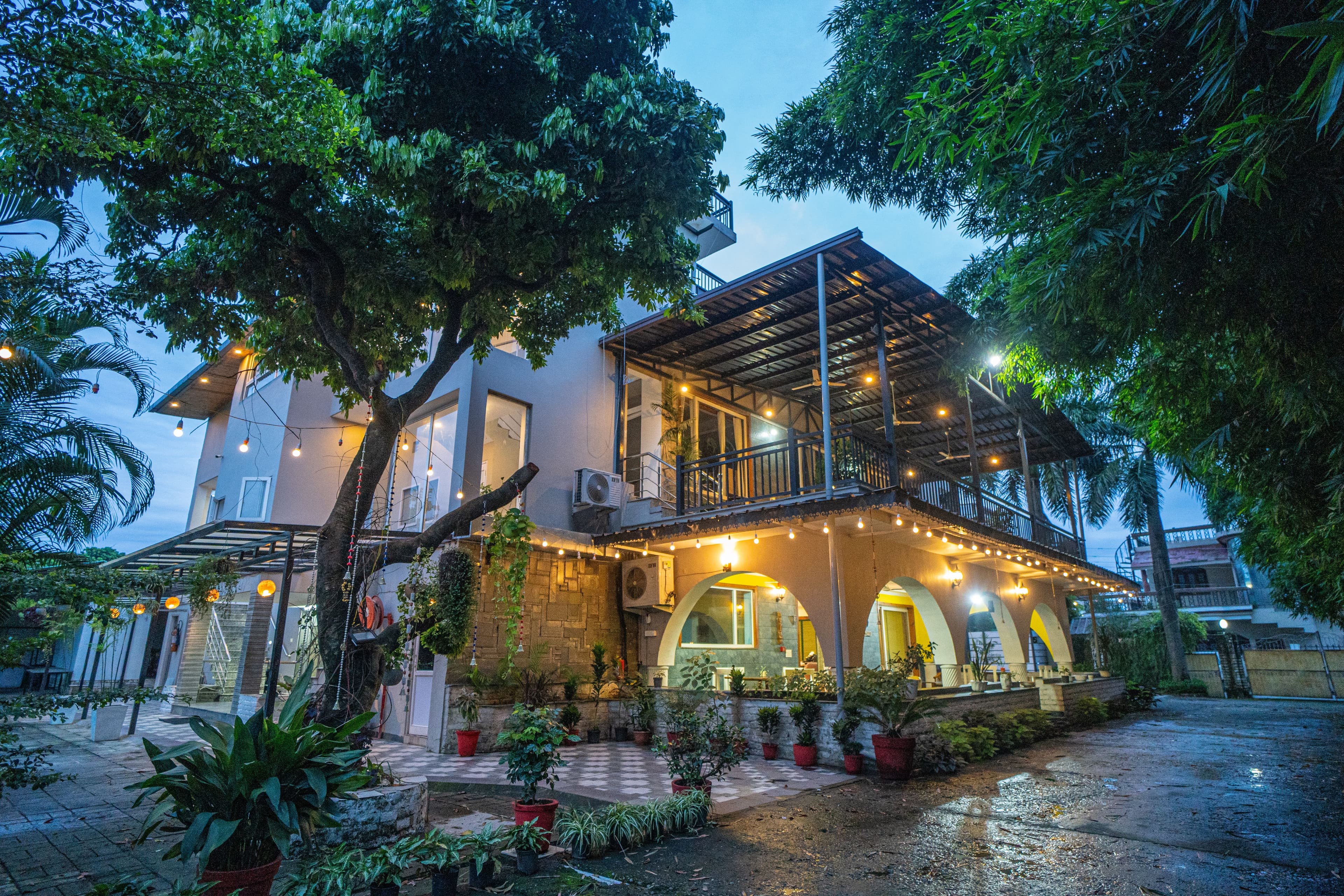 Impreza Luxury Stays Classic Room | Pet-friendly 1-Room Retreat With Common Lounge Area, Garden, Verandah & Restro - Image 24