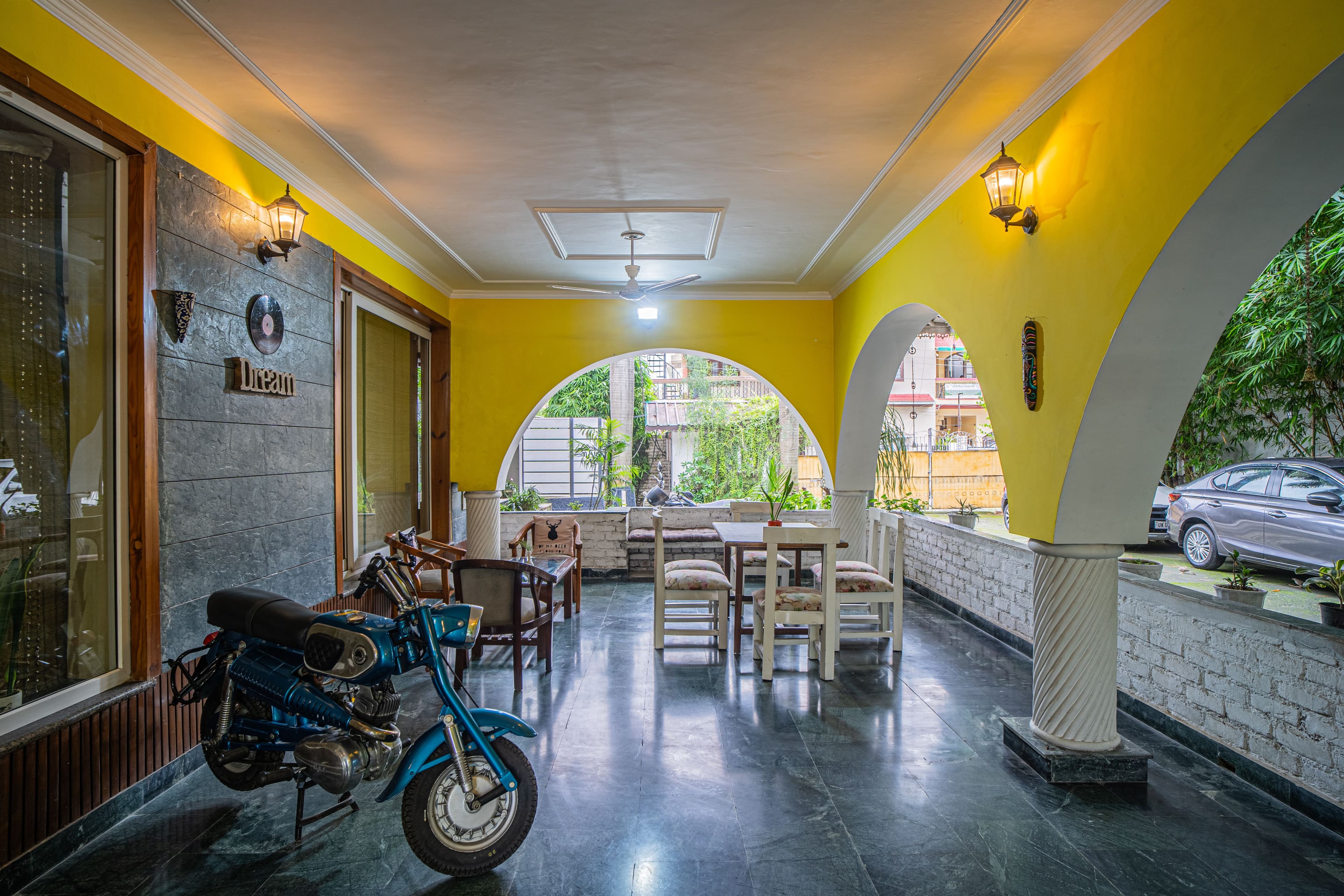 Impreza Luxury Stays Deluxe Room | Pet-friendly 1-Room Retreat With Common Lounge Area, Garden, Verandah & Restro - Image 20