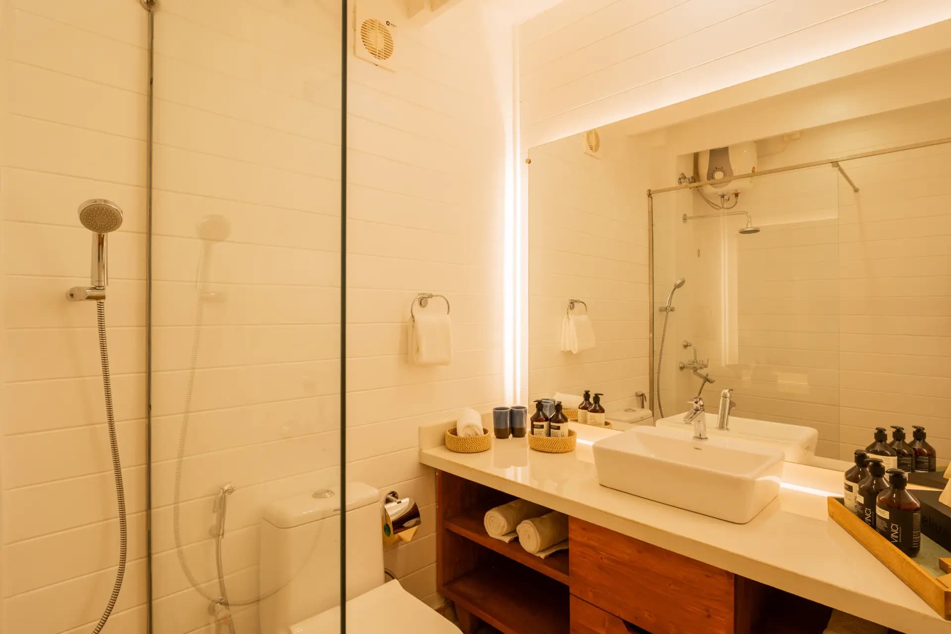 House of Neptune | 1-BHK Cottage | 10 mtrs from Ashwem Beach - Image 28