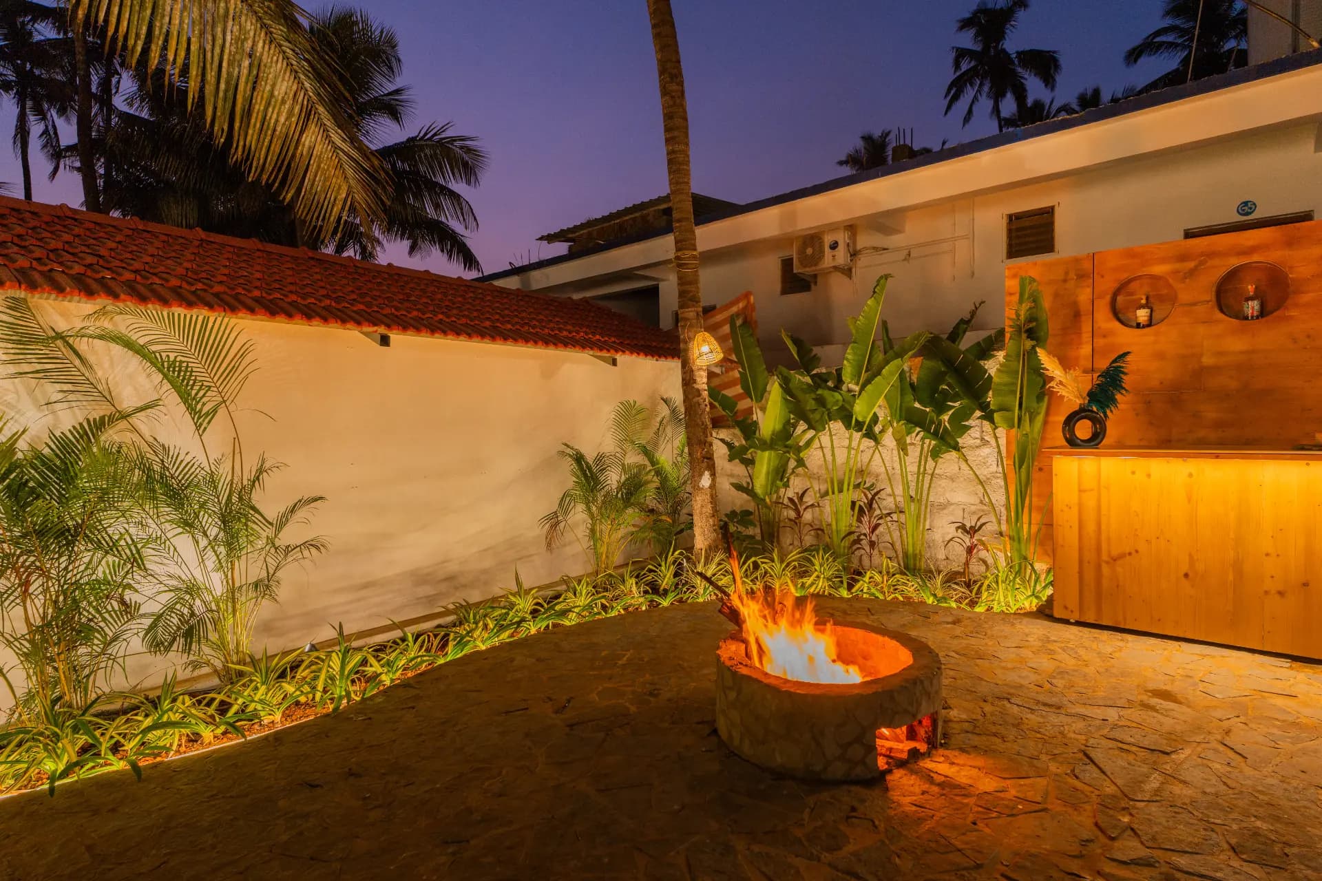 House of Neptune | 1-BHK Boutique Hut | Open Kitchen | Sit-out area | 10 Meters from Ashwem Beach - Image 7