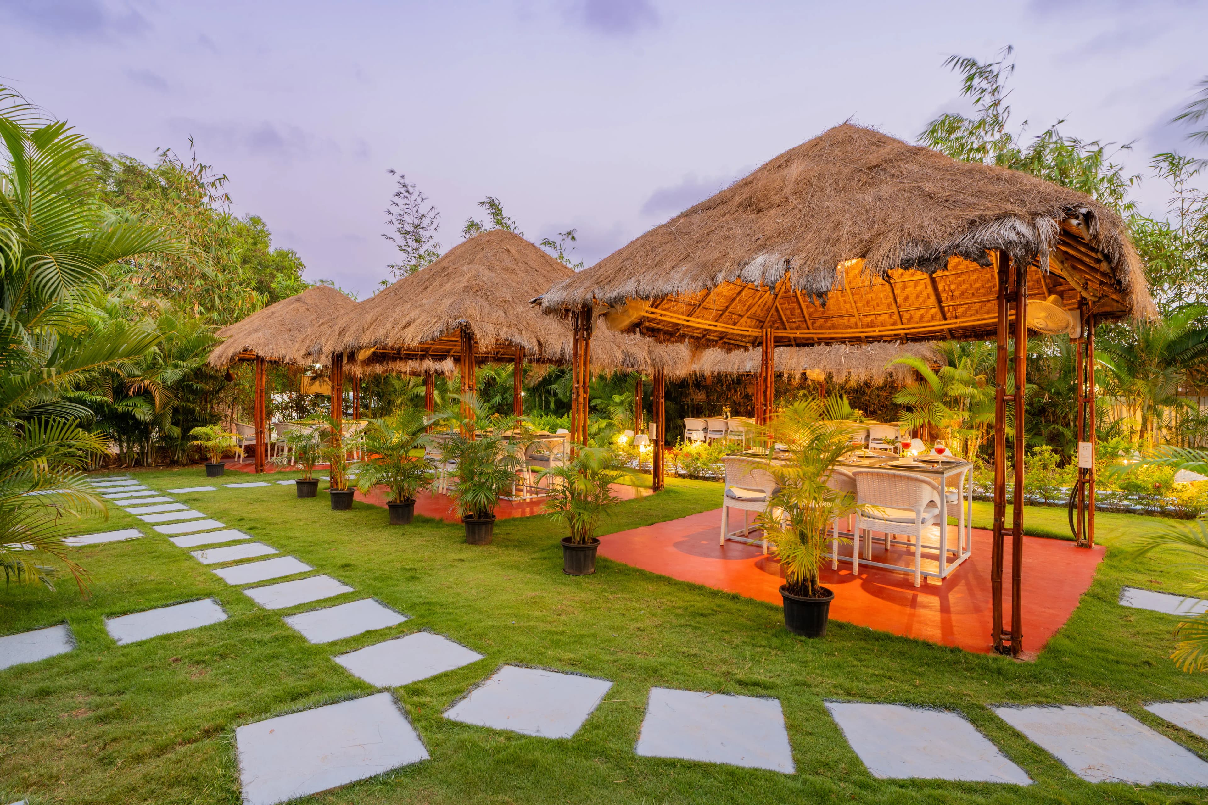 Gracias Bleu | 1-Room Retreat With Sea Views, Common Pool, & Restro Close to Ashwem Beach - Image 6