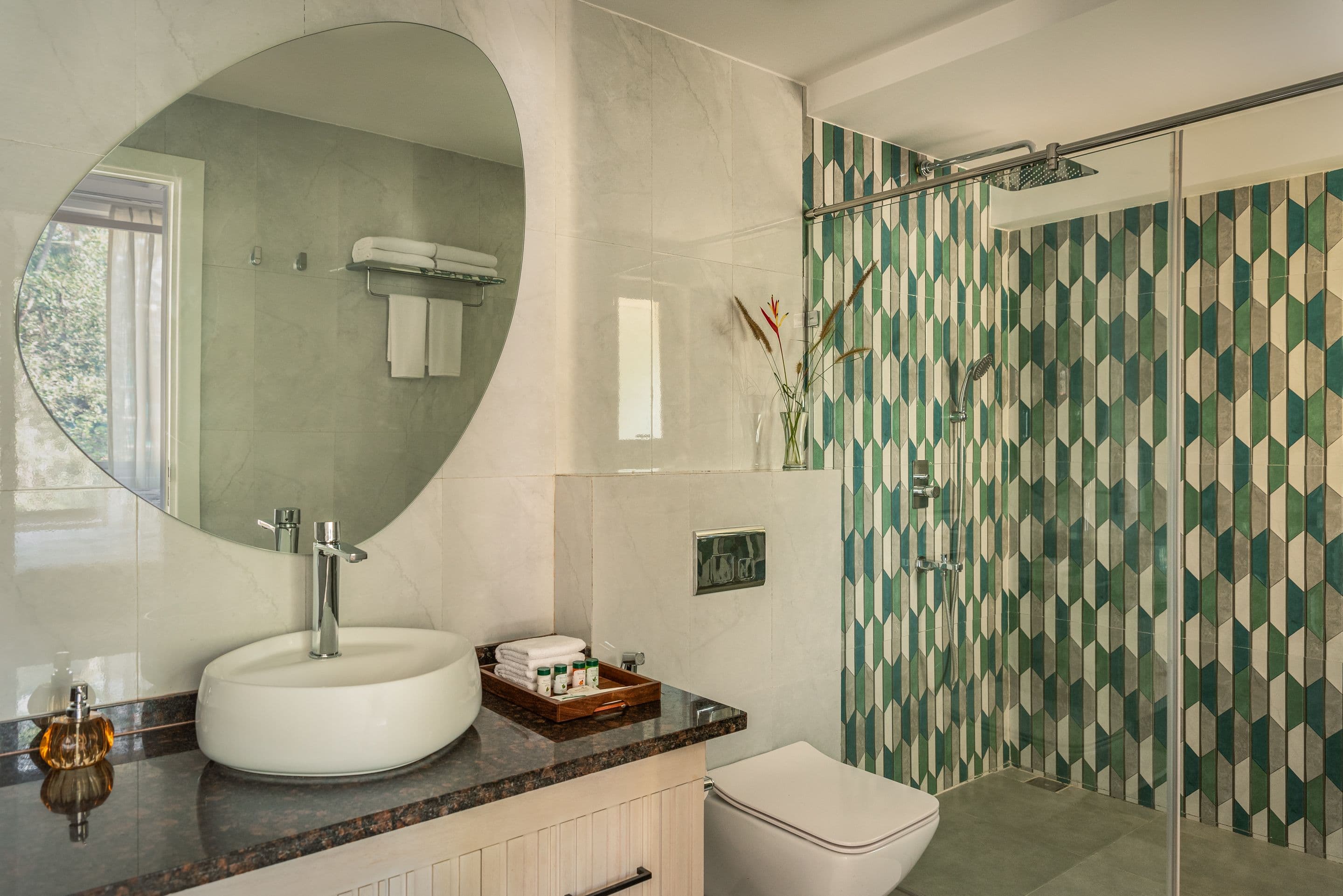 Kensho Villas Hibiscus by ELIVAAS | Plunge Pool, Serene 3-BHK With Shared Pool & Lift; Near Popular Beaches - Image 15
