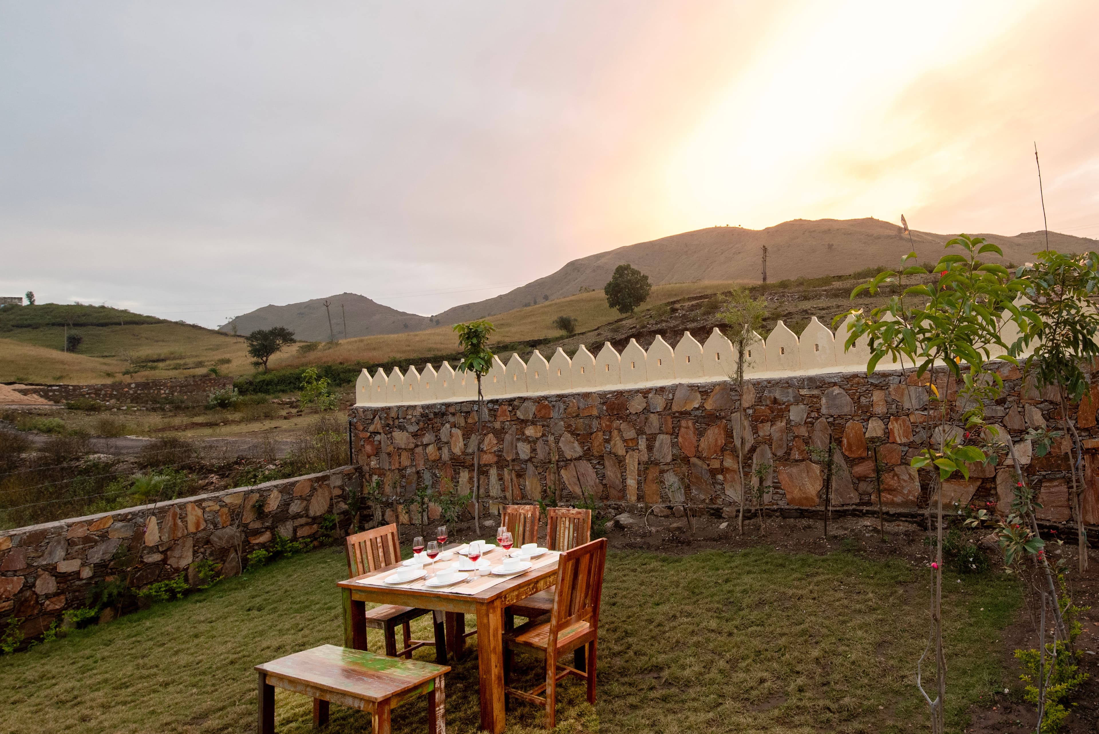 Colonel Retreat | 3-BHK Hideaway with Private Pool & Gardens Near Ubeshwar Mahadev Temple - Image 3