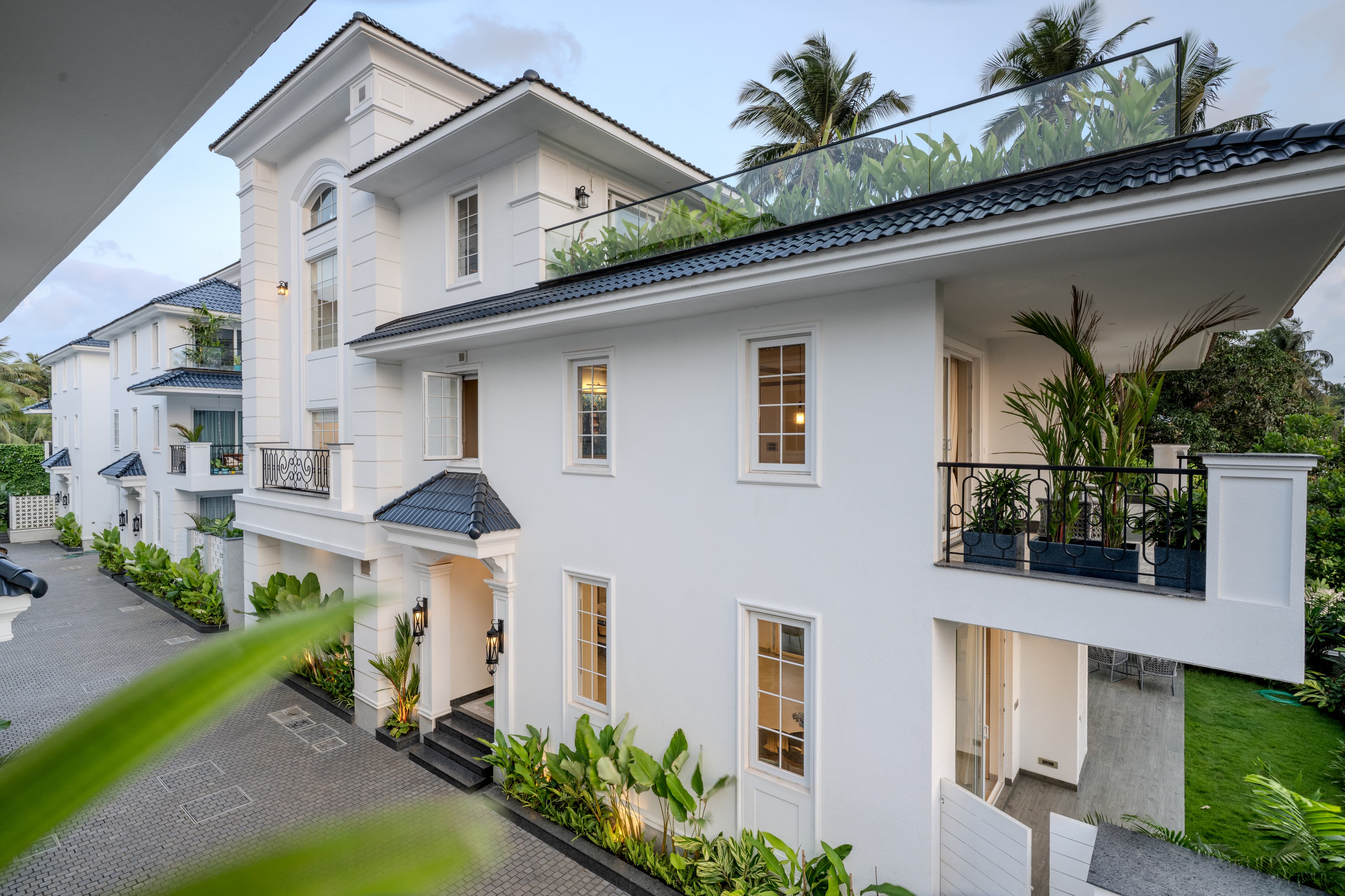 Prado | Bespoke 4-BHK Villa with Private Pool, Rooftop Patio & Refined Lounge Space - Image 22