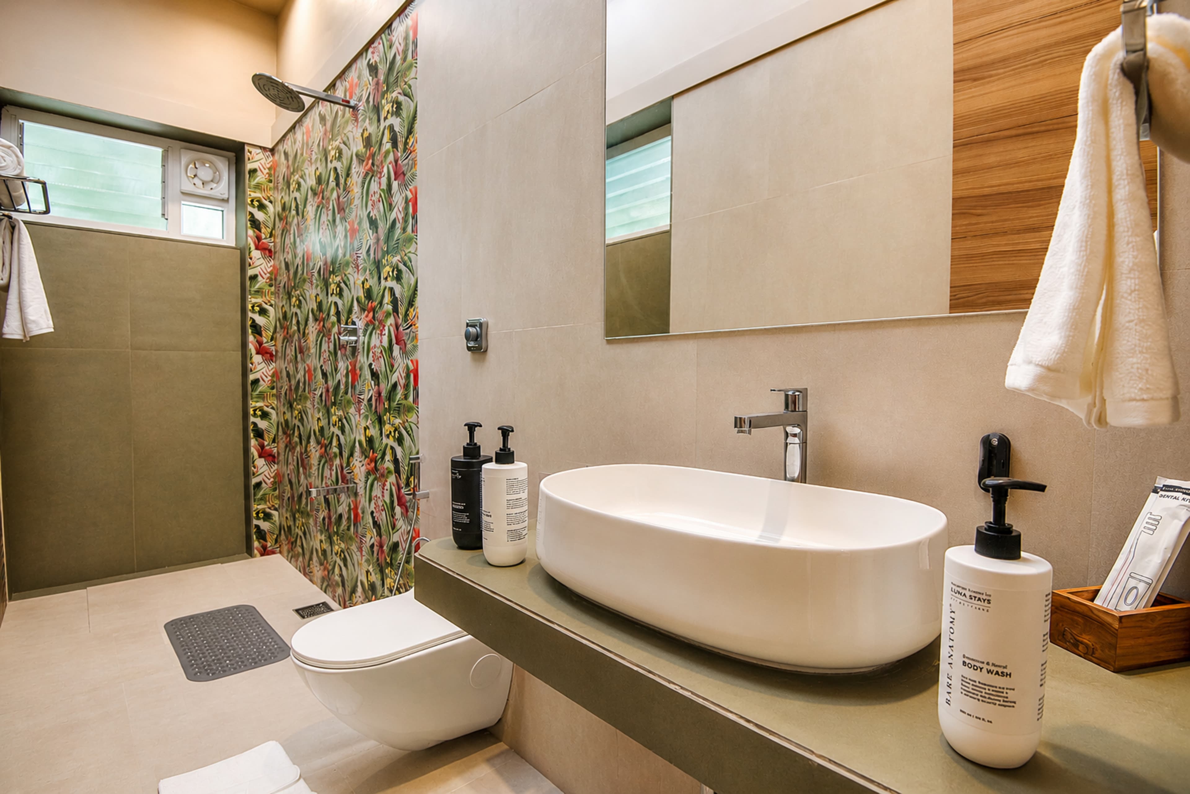 The Crescent Palm Grande | 3-BHK Villa With Outdoor Private Jacuzzi, Shared Game Room and Restaurant - Image 16