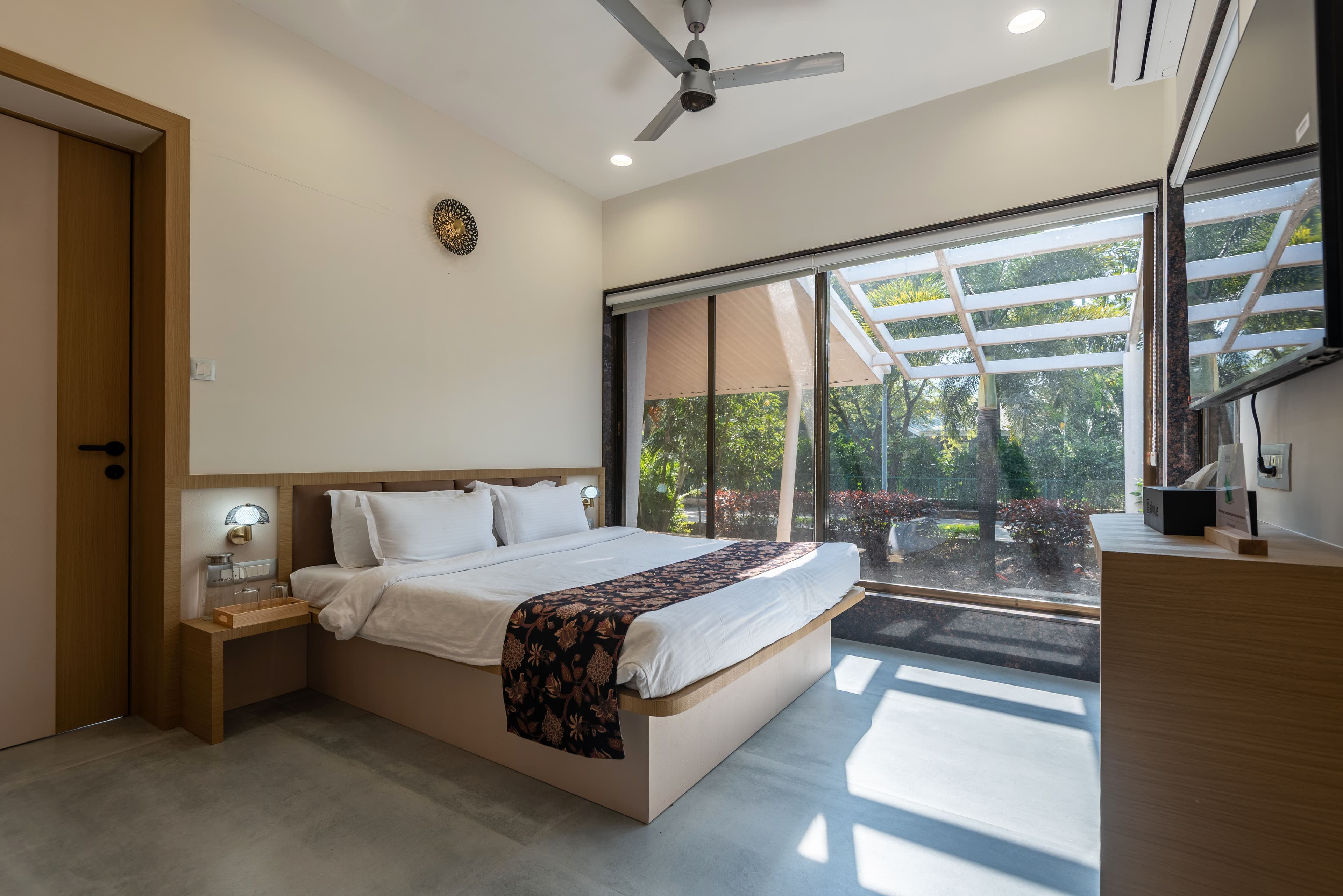 Energise Soul Retreat | Pet-friendly 3-BHK With Outdoor Patio | 15 Mins from Trimbakeshwar Jyotirlinga Temple - Image 11