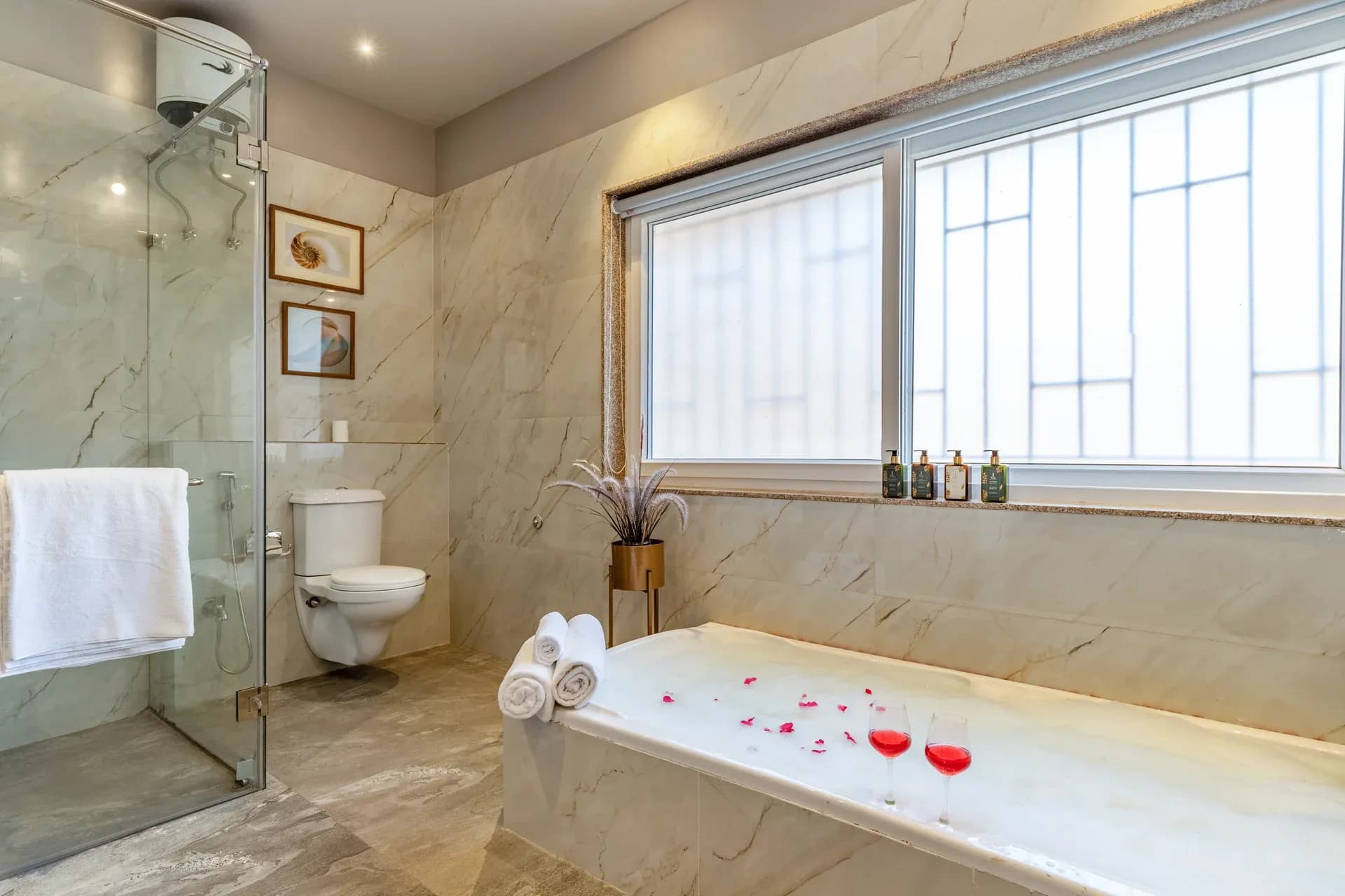 Shourya Eden | 3-BHK | Pvt Pool & Garden | Scenic Views - Image 19