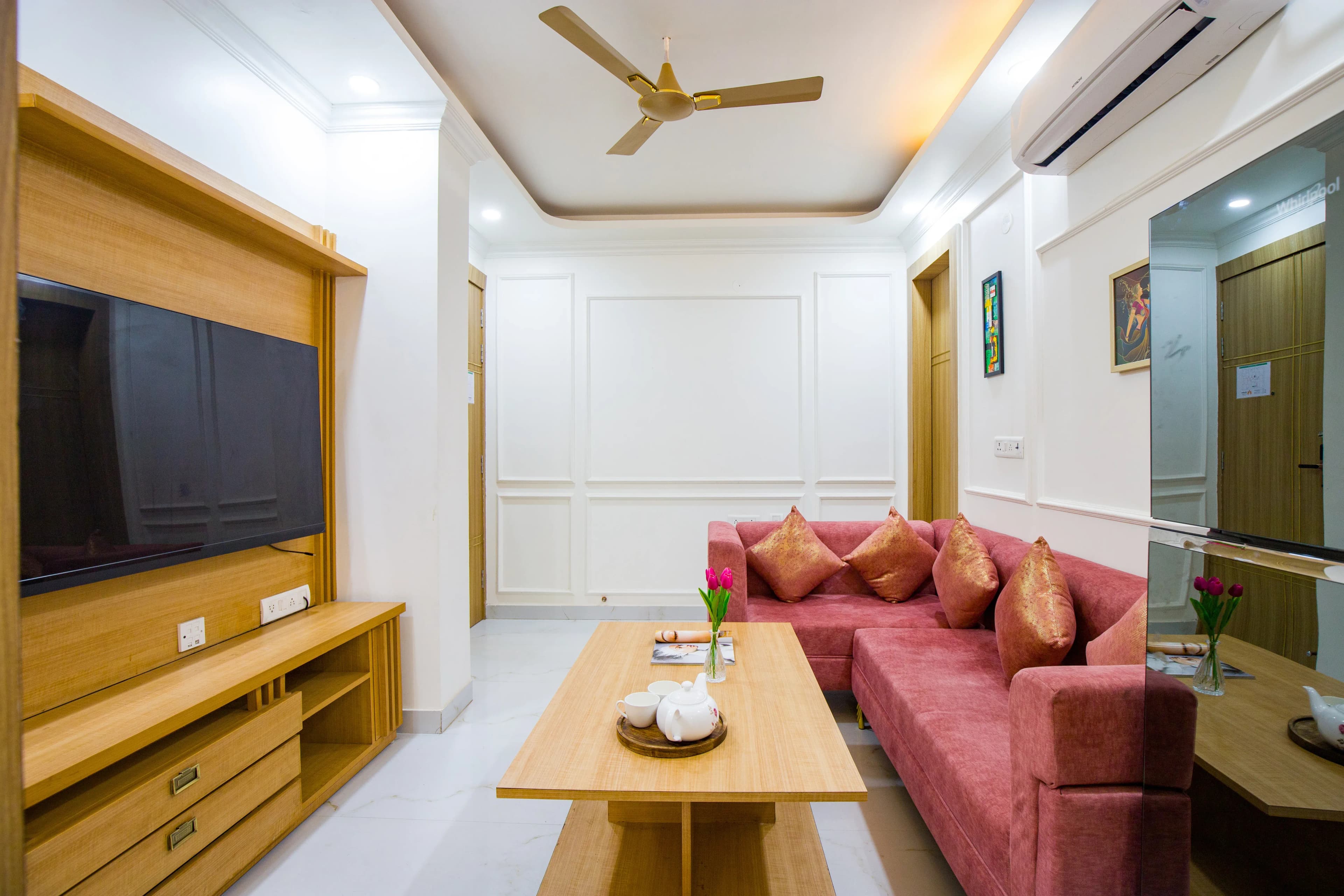 Miyabi Executive Suite | Elegant 1-BHK Suite With Common Pool, Gym & Restaurant - Image 36