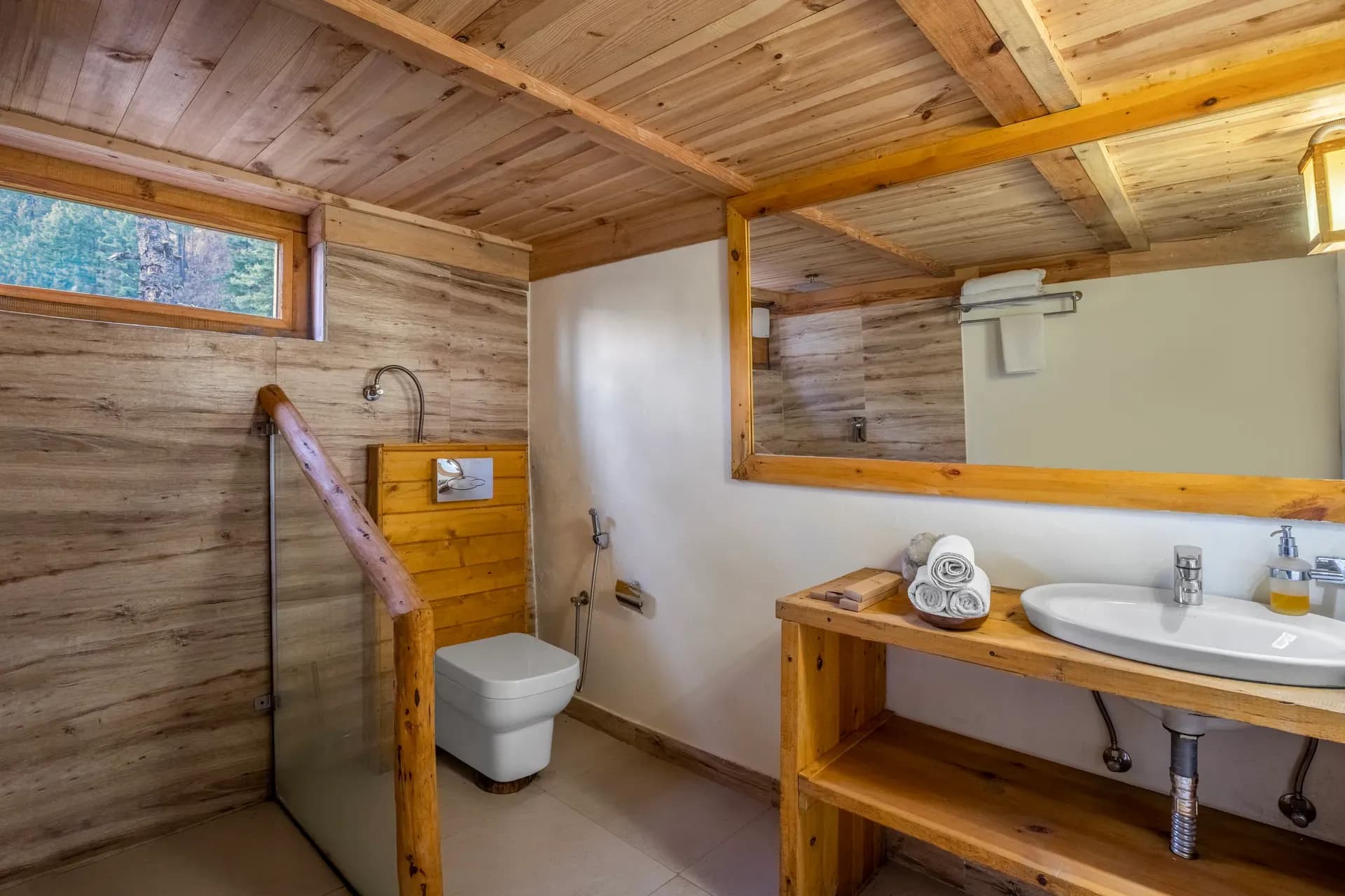 Everly | Pet-friendly Traditional 1-Bedroom Retreat With Attic, Sauna & Garden - Image 19