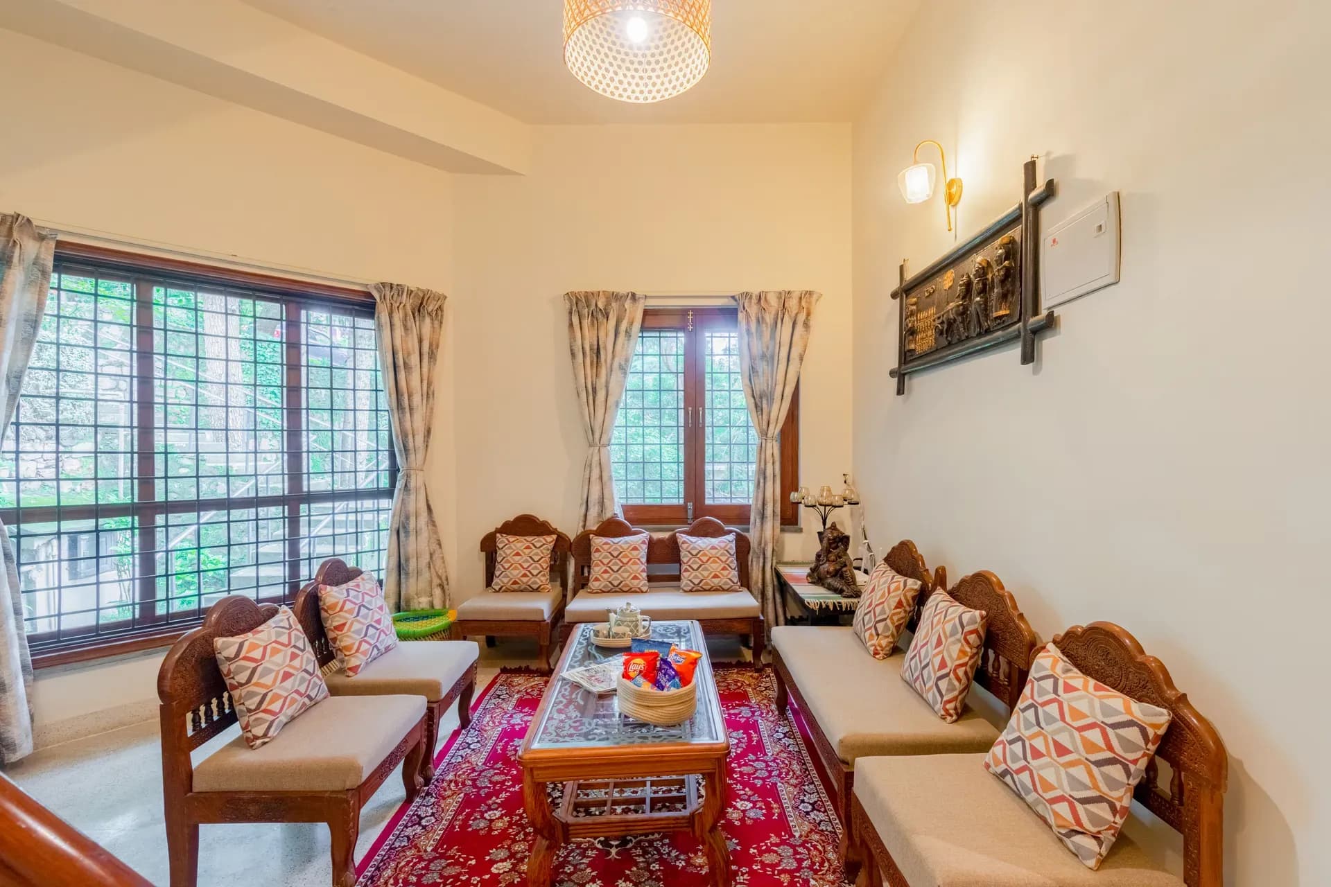 Irayna | 4-BHK | Garden & Lake View | Studio Room - Image 7