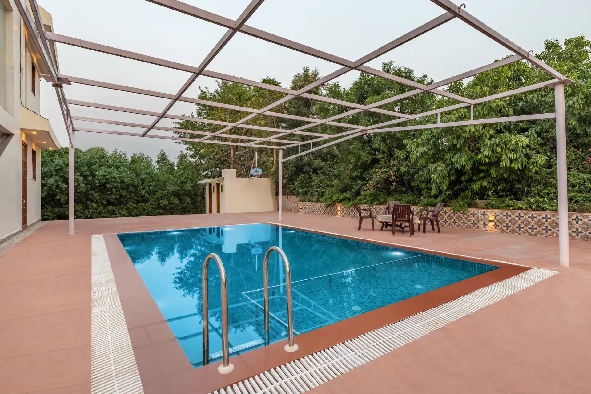 Raga | 2-BHK | Pvt Pool | Garden | Gazebo | Entertainment Lounge | Kids Play Area - Image 5