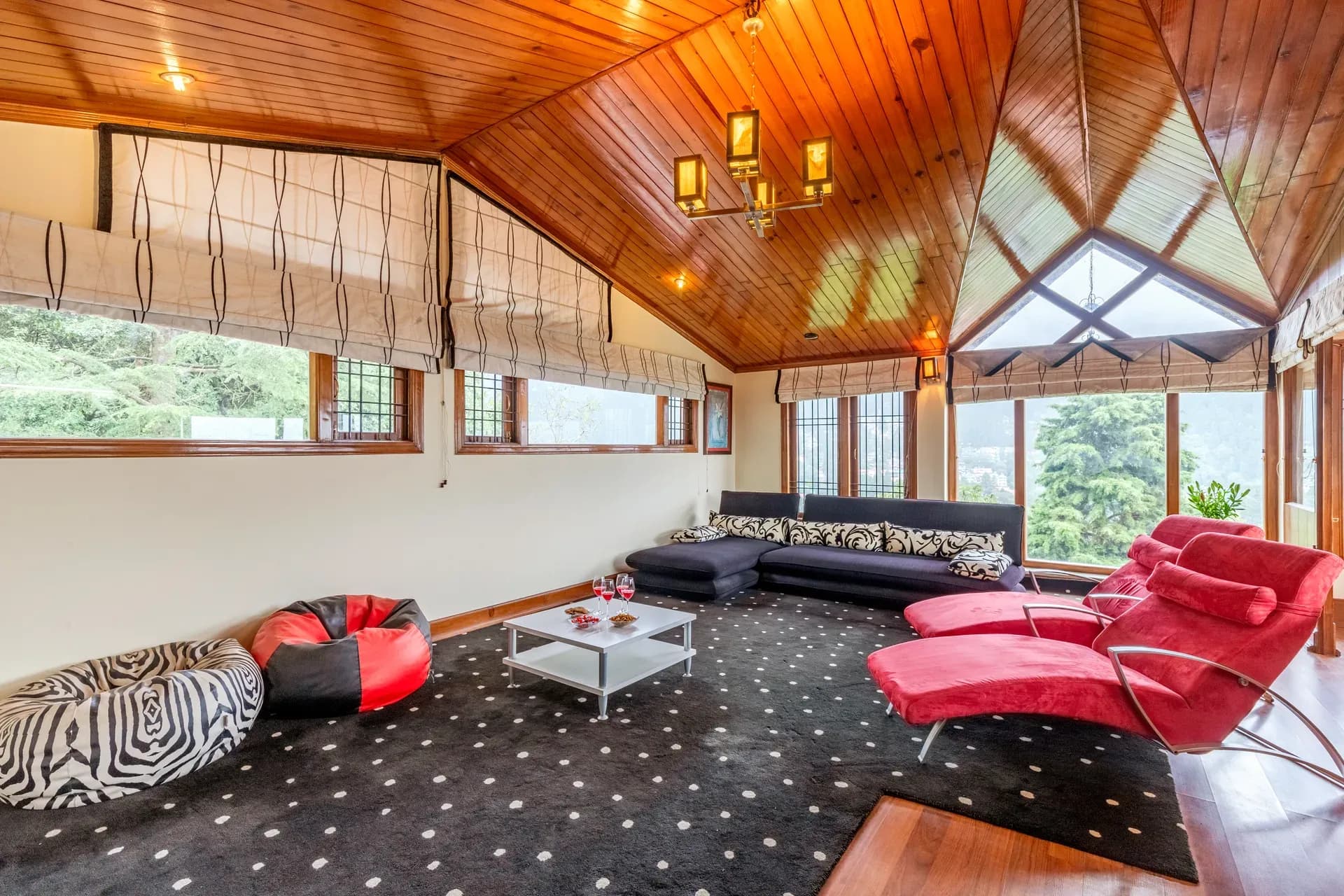 The Meadow | Elegant 3-BHK Hill Retreat With Entertainment Lounge & Terrace - Image 8