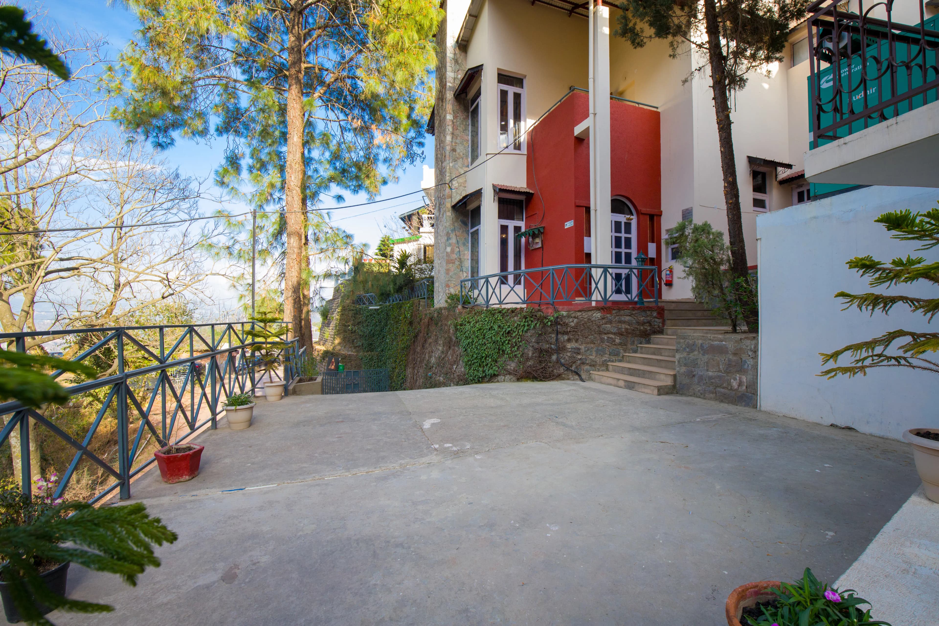 Mehar Villa | 3-BHK Hillside Retreat With Garden & Scenic Views - Image 30