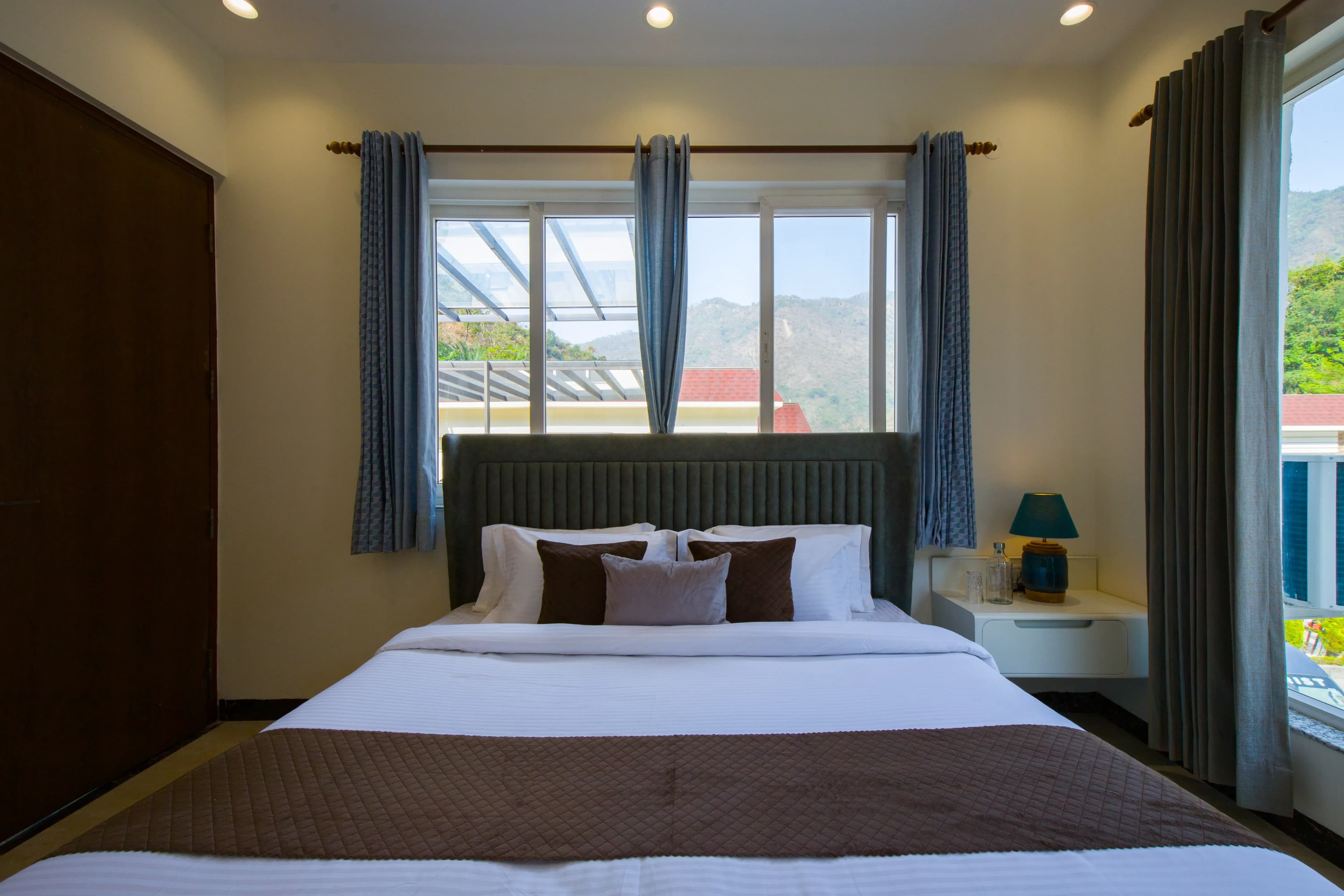 Serenita Abode | 3-BHK Villa With Plunge Pool, Garden & Terrace Near Sahastradhara - Image 35