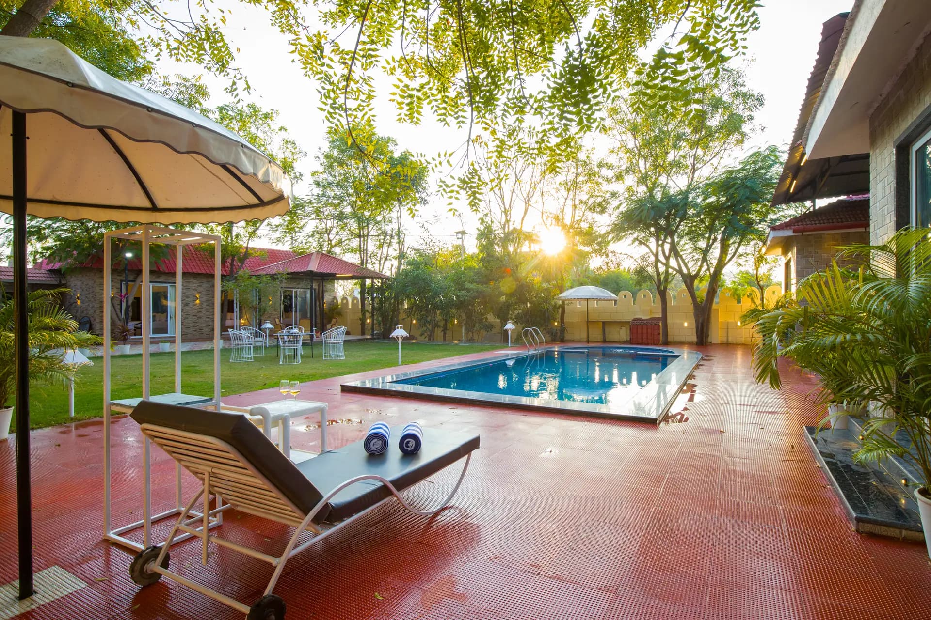 Roohmon’s Farm | Exquisite 5-BHK Retreat With Private Pool, Garden & Bar - Image 4
