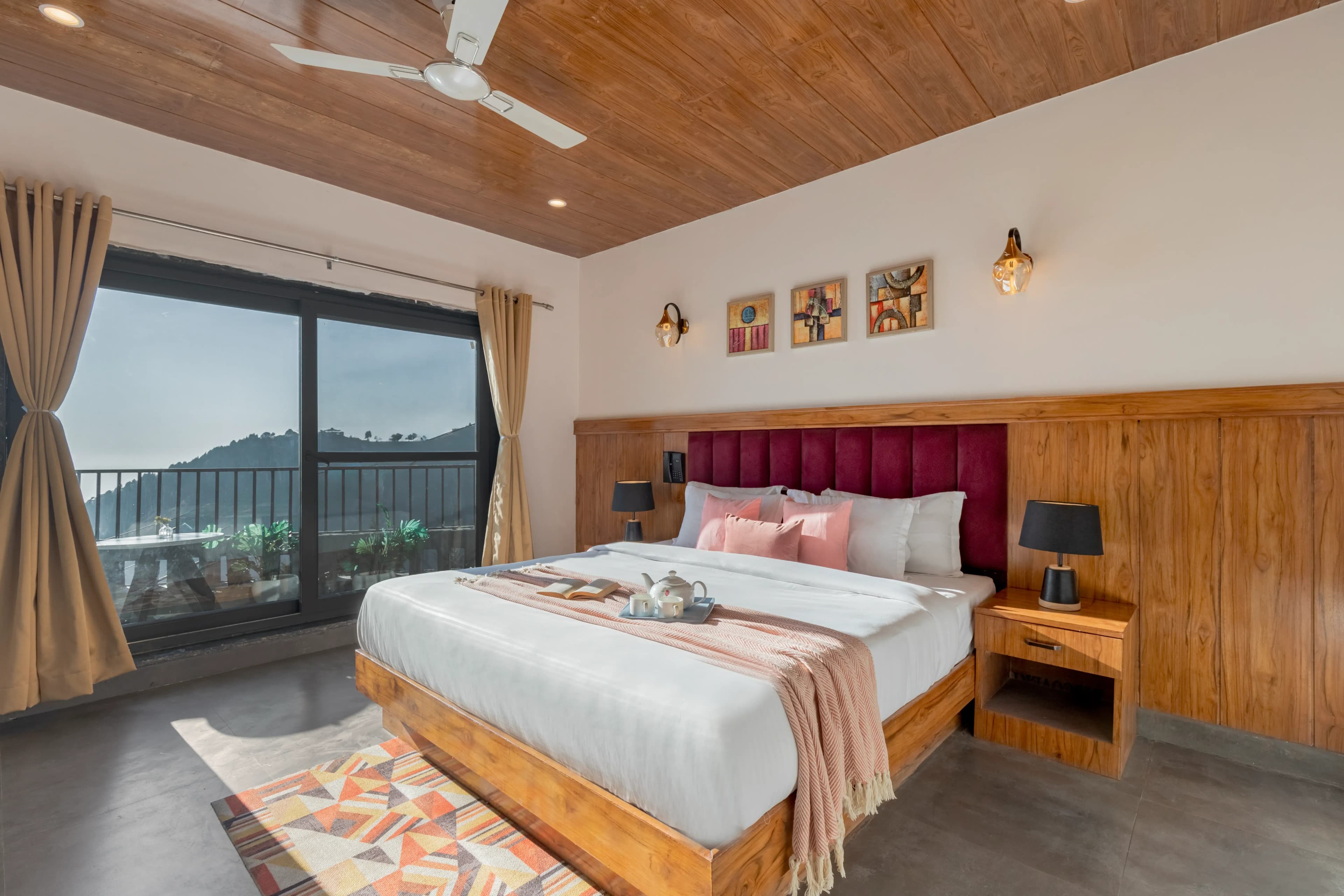 Evara | 2-BHK Pet-friendly Hideaway With Balcony, Fireplace & Views - Image 15