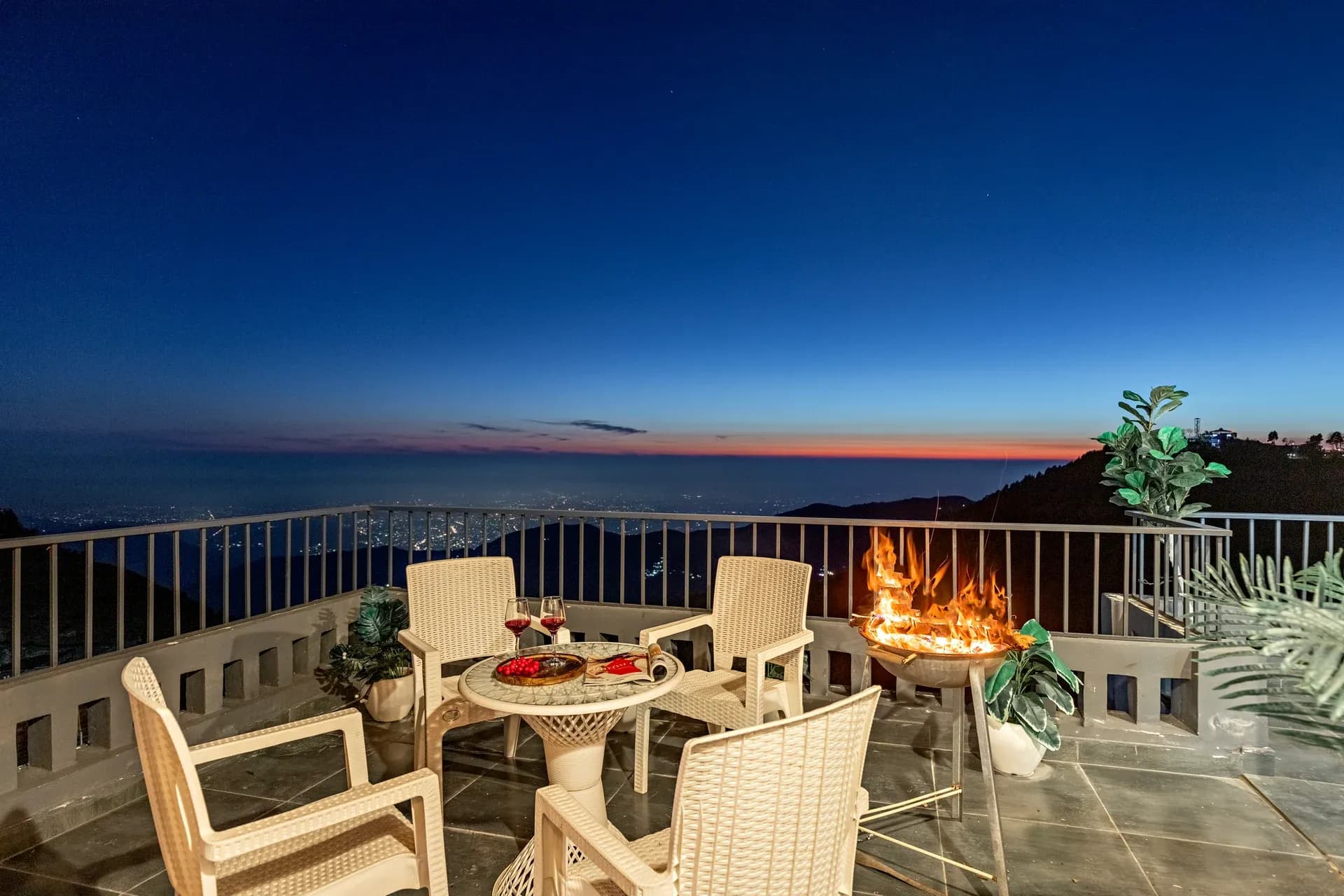Evara | Serene Pet-friendly 4-BHK Hill Retreat W/ Balcony, Fireplace & Scenic Views - Image 1