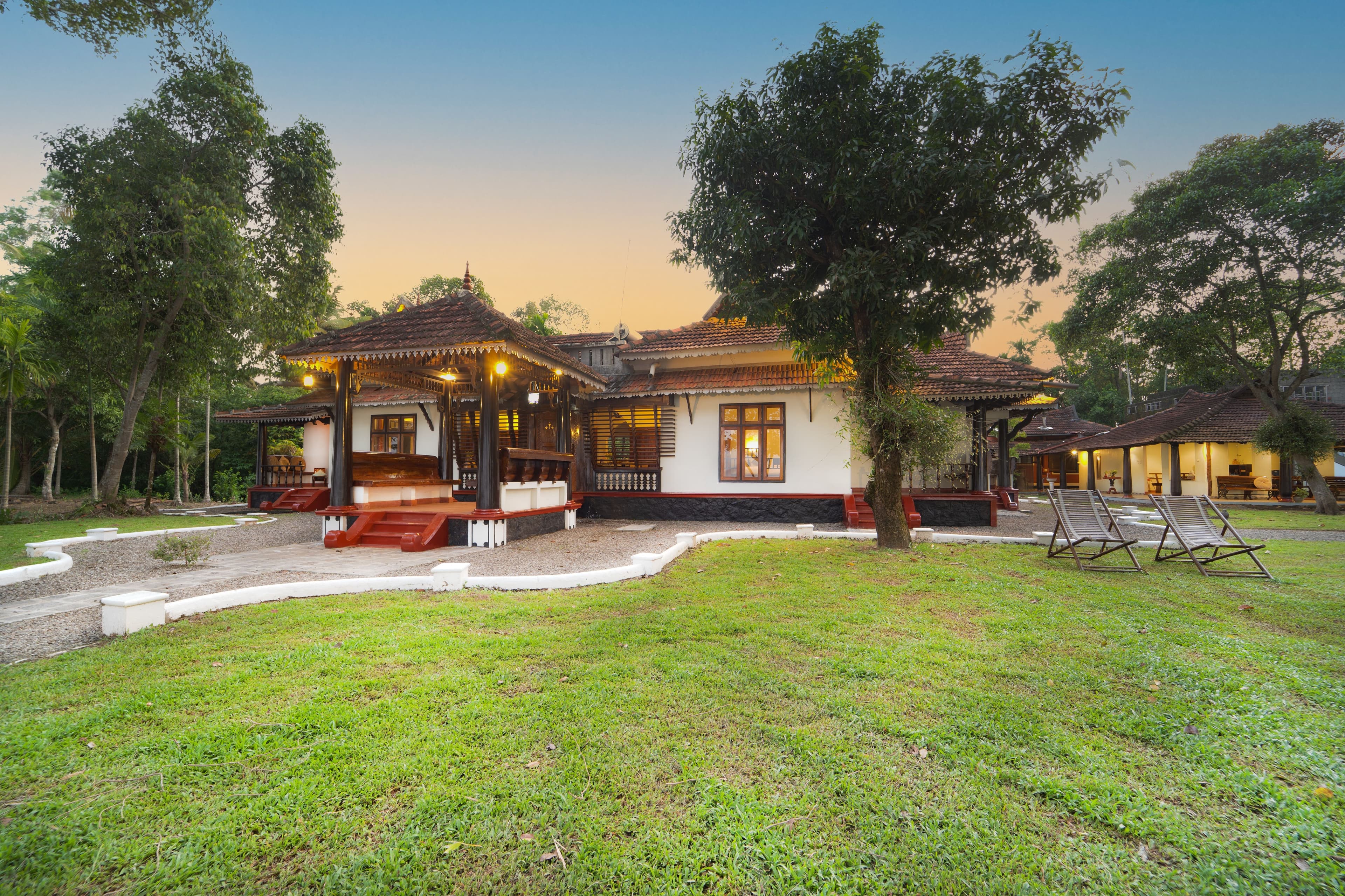Vembanad House | Lakeside Heritage 4-Bedroom Retreat with Garden & Outdoor Sitting Area - Image 1