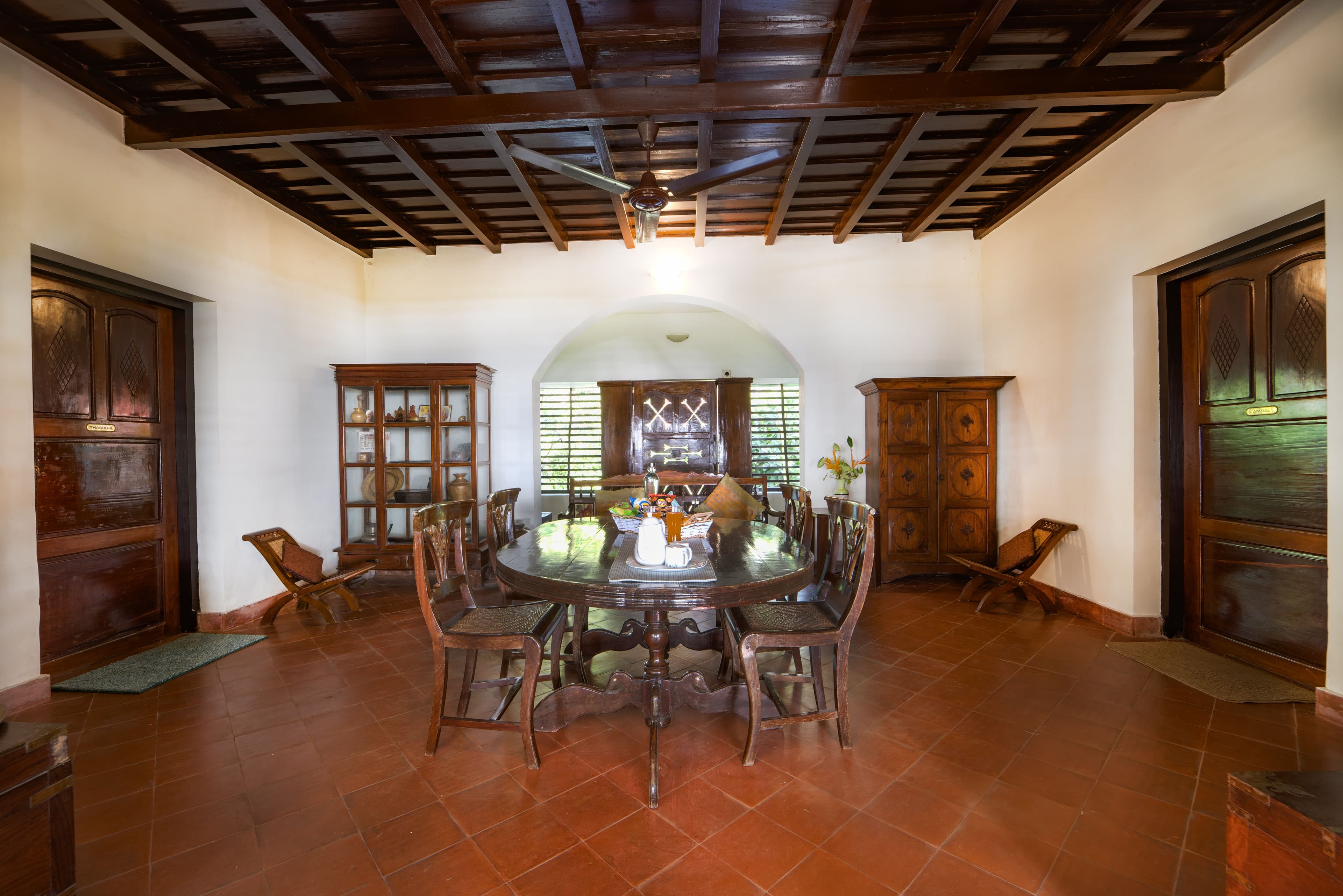 Vembanad House | Lakeside Heritage 4-Bedroom Retreat with Garden & Outdoor Sitting Area - Image 9